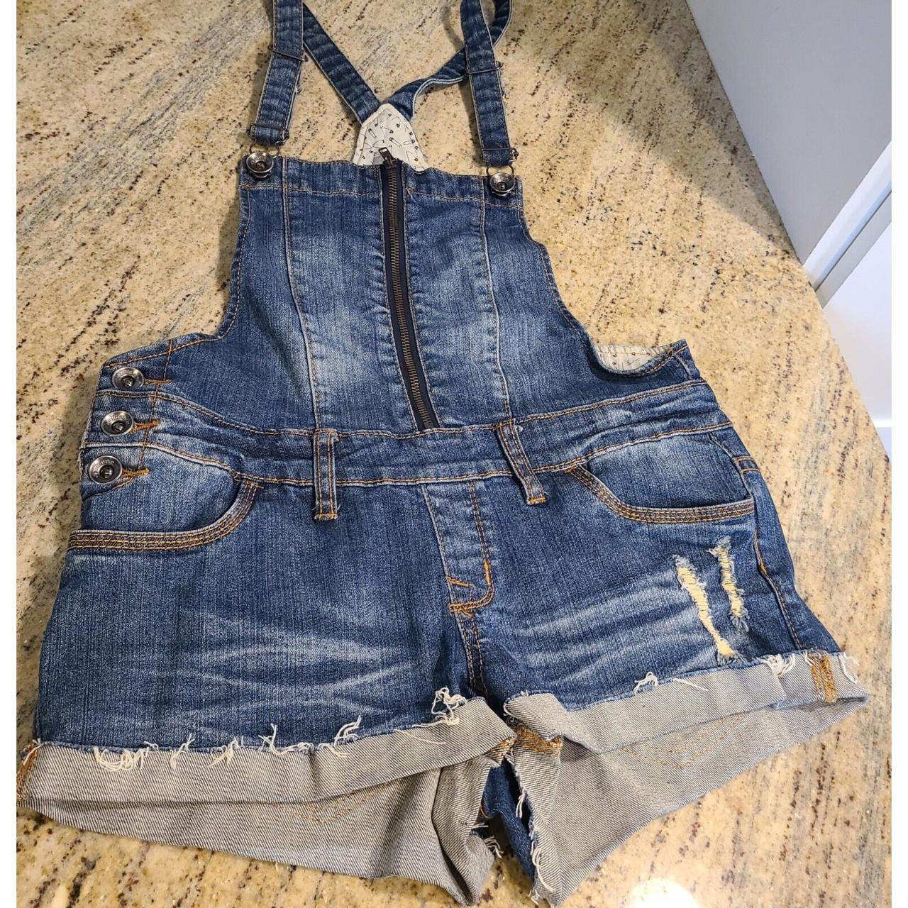 Dollhouse Juniors Size 5 Denim Shortalls Short... Depop