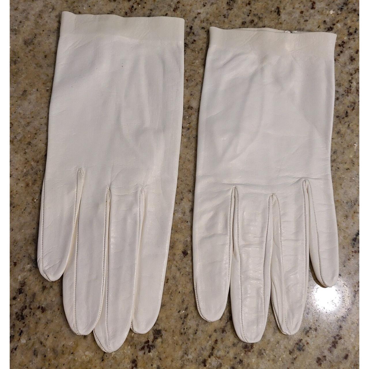 item listed by handpickedbycc