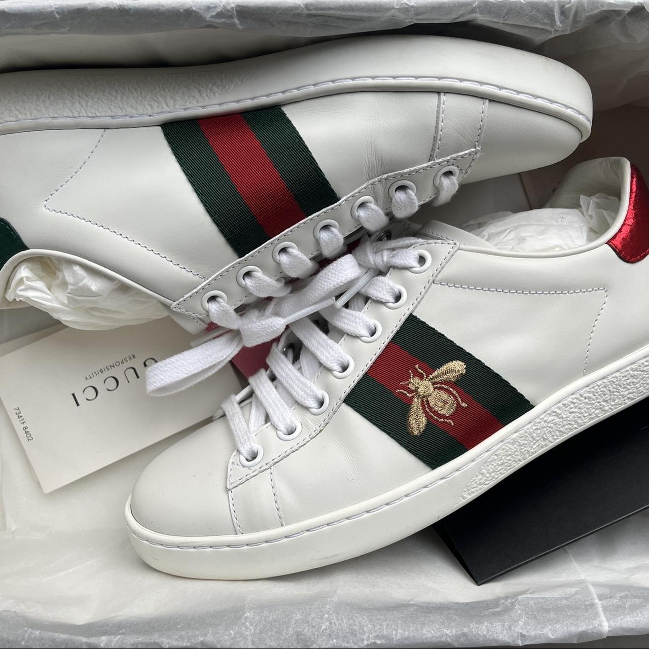 Gucci ace women’s trainers with bee. Trainers have... - Depop