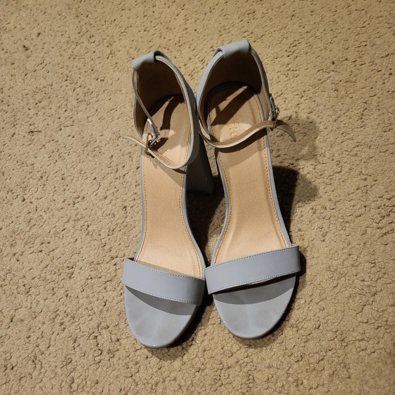 item listed by lollycdow