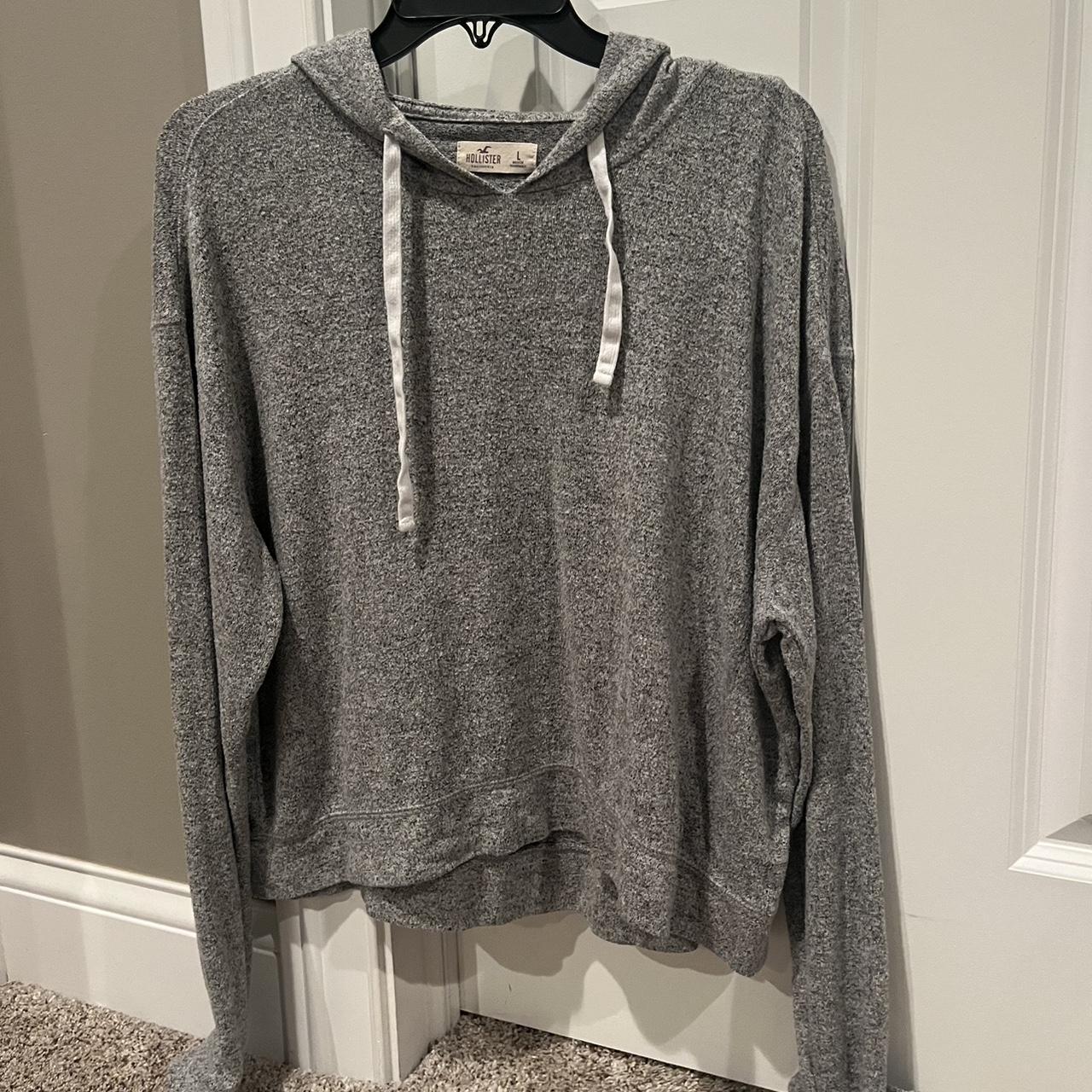 Cropped hollister hoodie L Great condition... - Depop