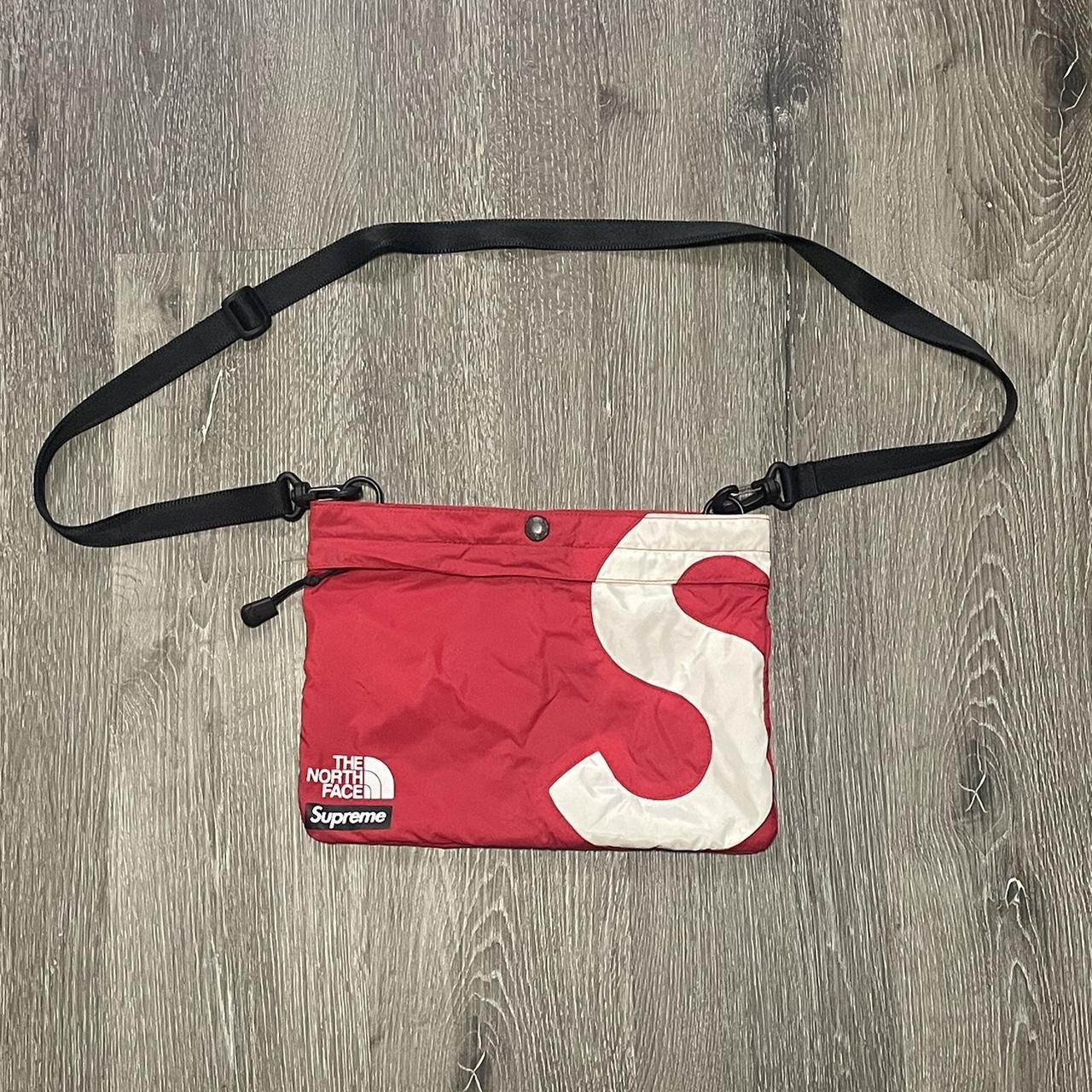 Supreme tnf s outlet logo shoulder bag