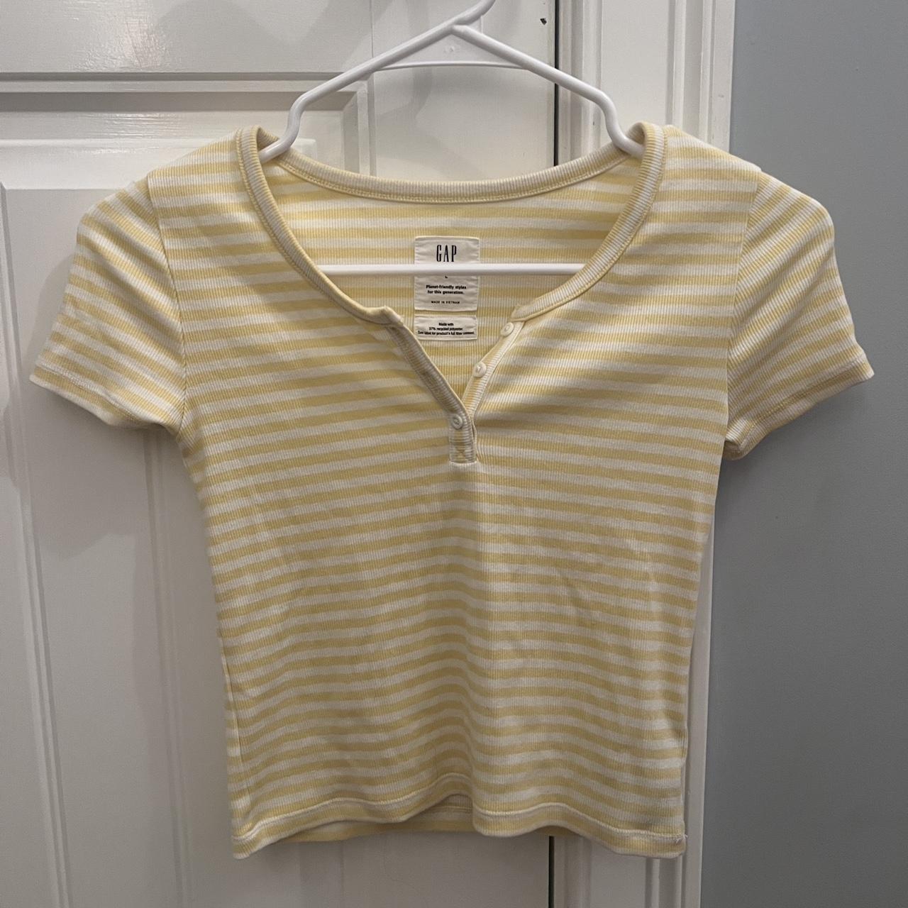 gap teen crop top size large but fits xs and small... Depop