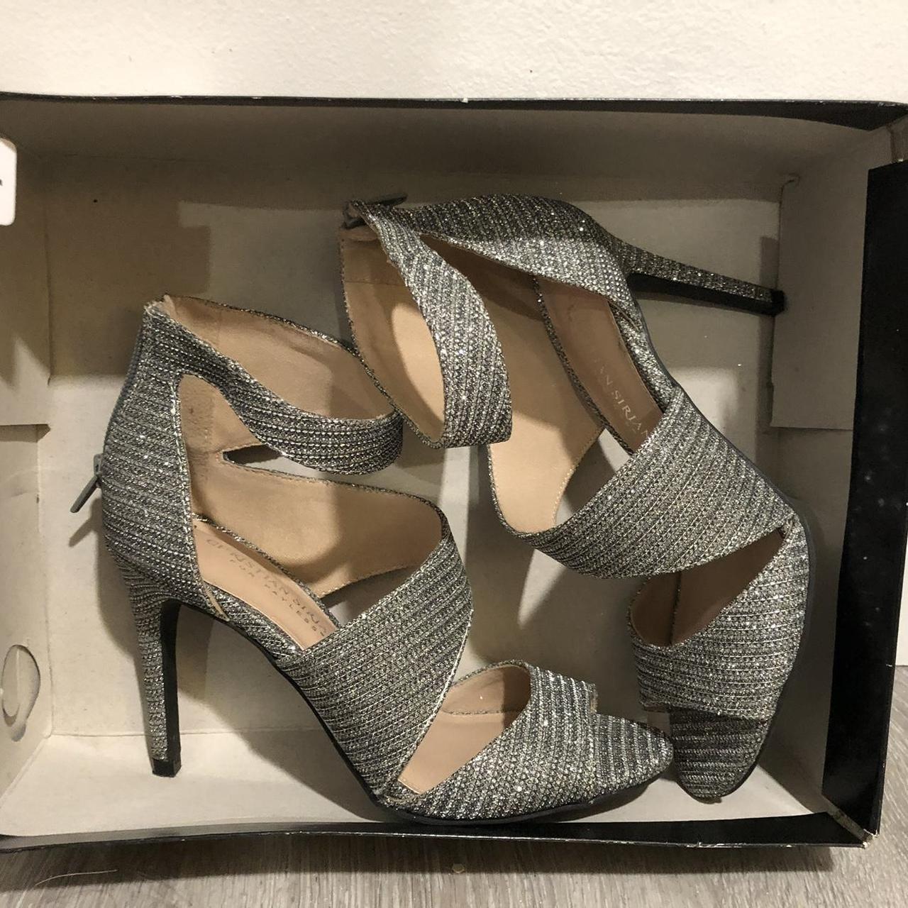 Grey 3 clearance inch heels