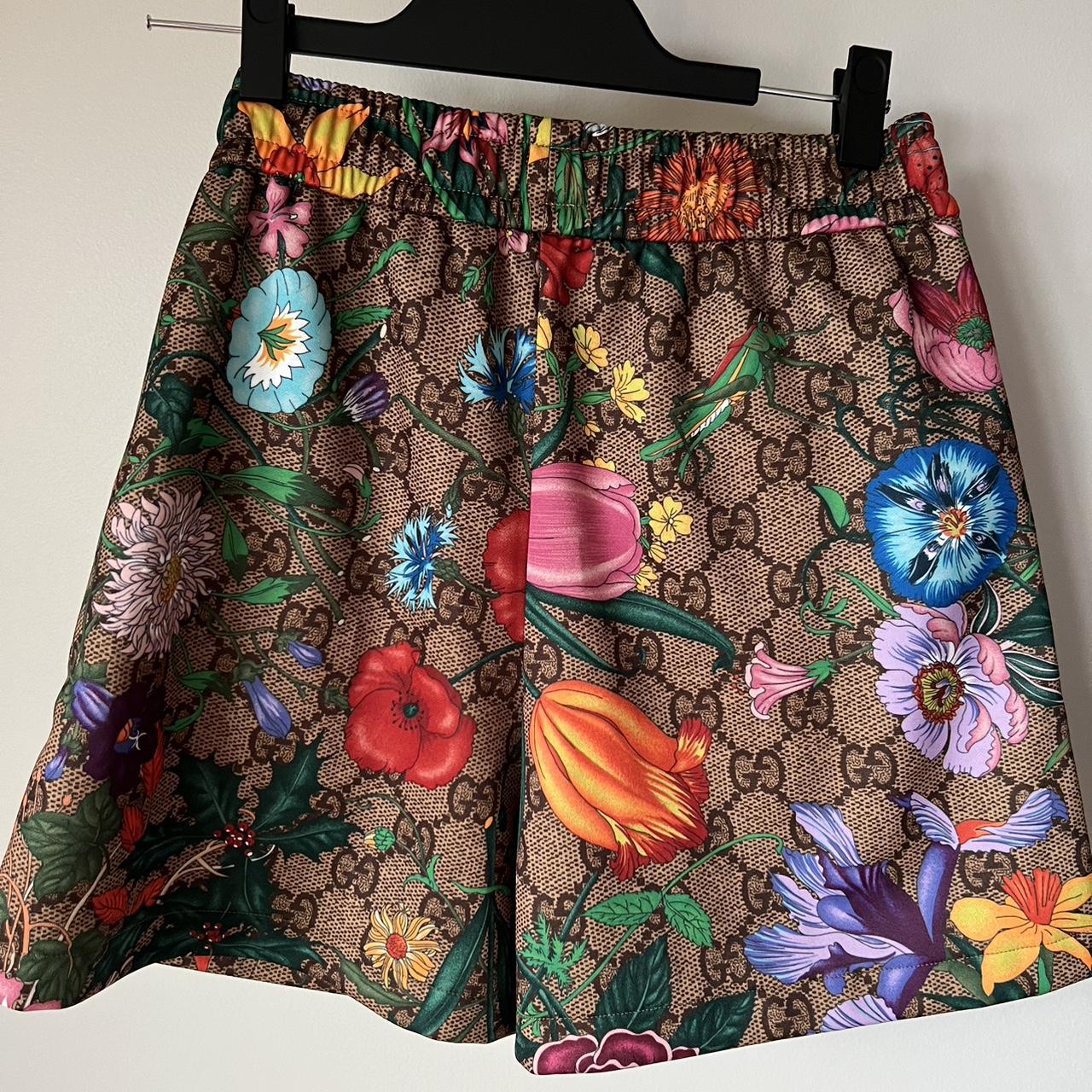 GUCCI★素敵！FLORAL COTTON SHORTS Gucci Silk Blend Floral Print Shorts men - Glamood Outlet