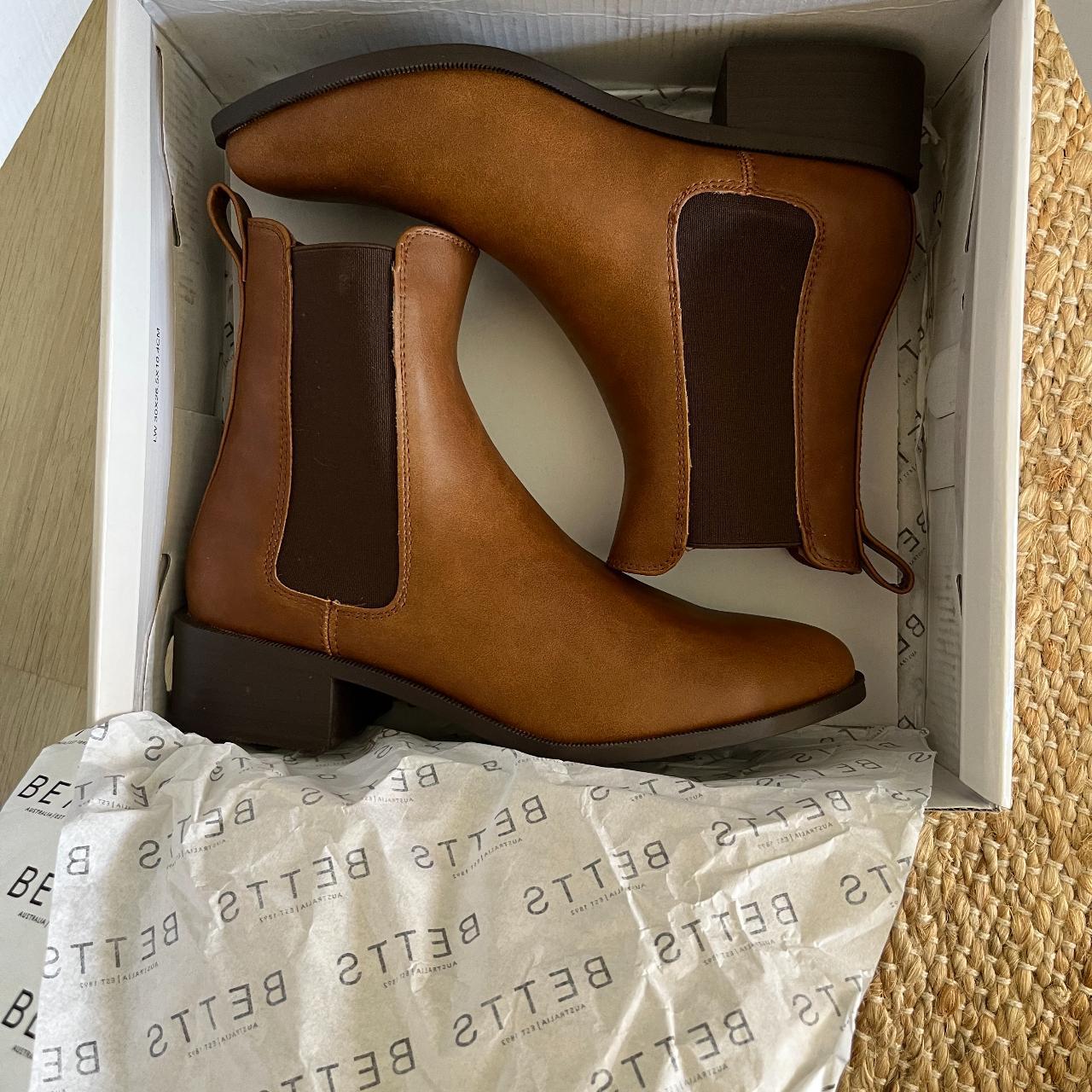 Betts shop brown boots