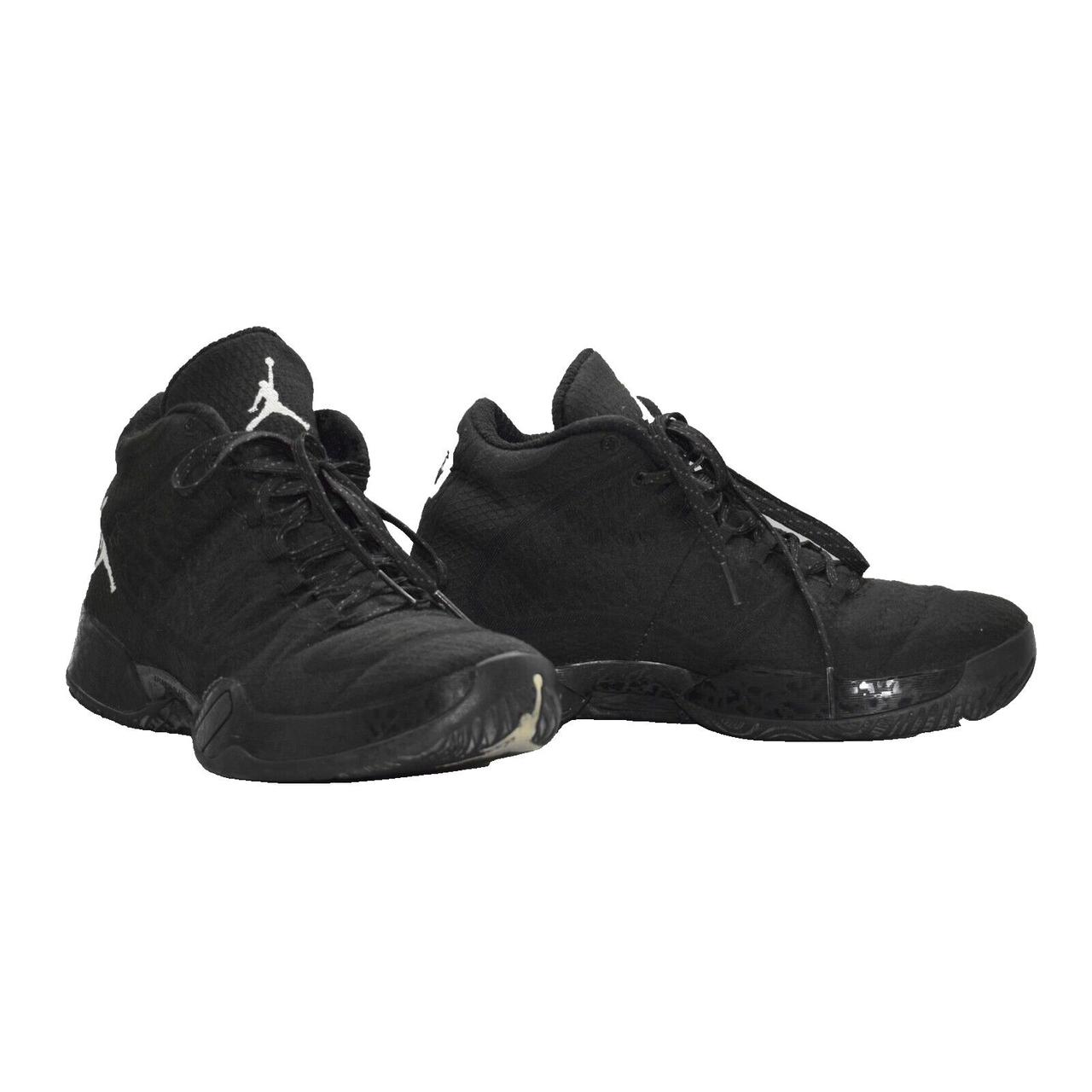 Air jordan blackout on sale