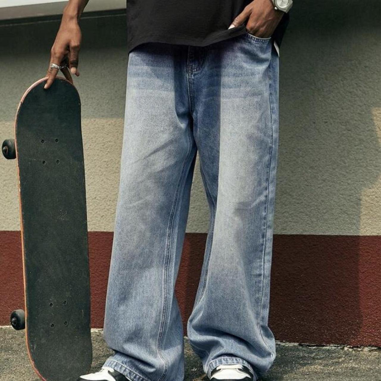 Men’s light wash baggy jeans baggy fit Never worn Depop