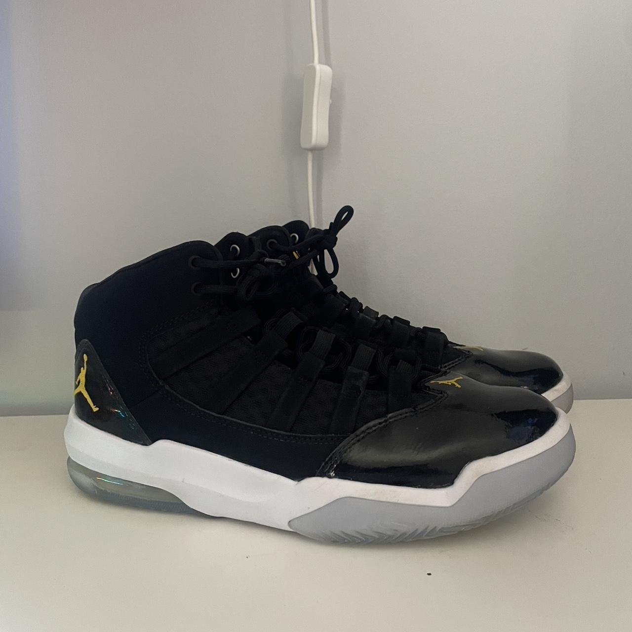 jordan max aura 23