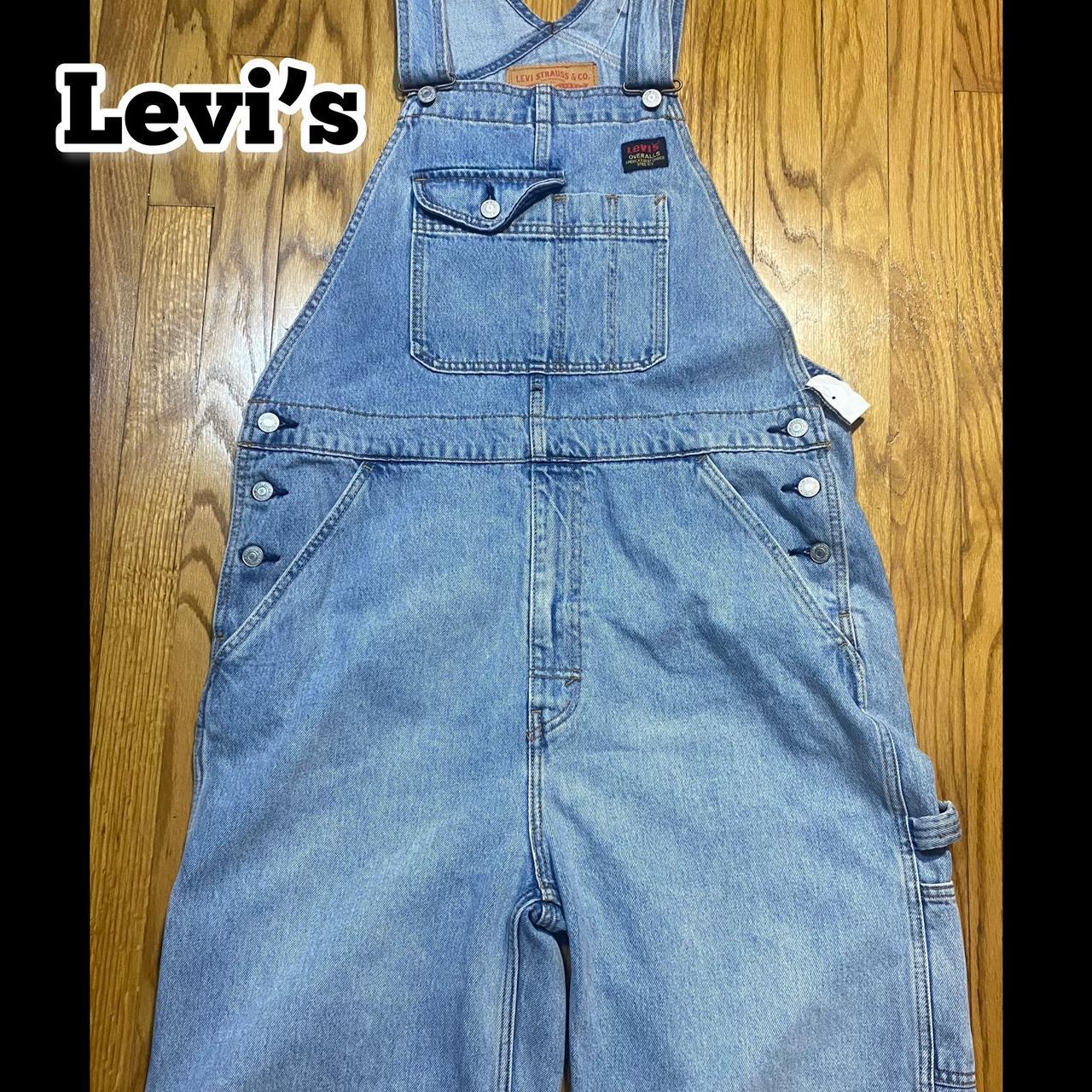 Levi's 90's Overalls Jean Shorts Blue Denim Light - Depop