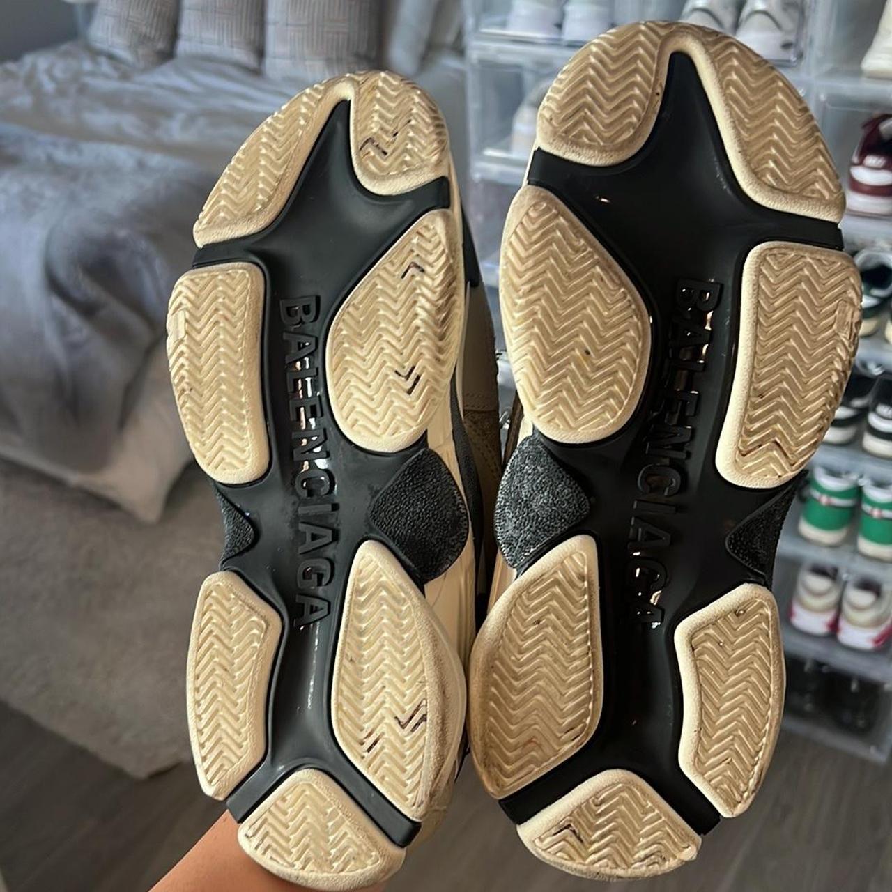 Sz8 Triple S Beige Balenciaga Sneakers - Worn twice, | Depop