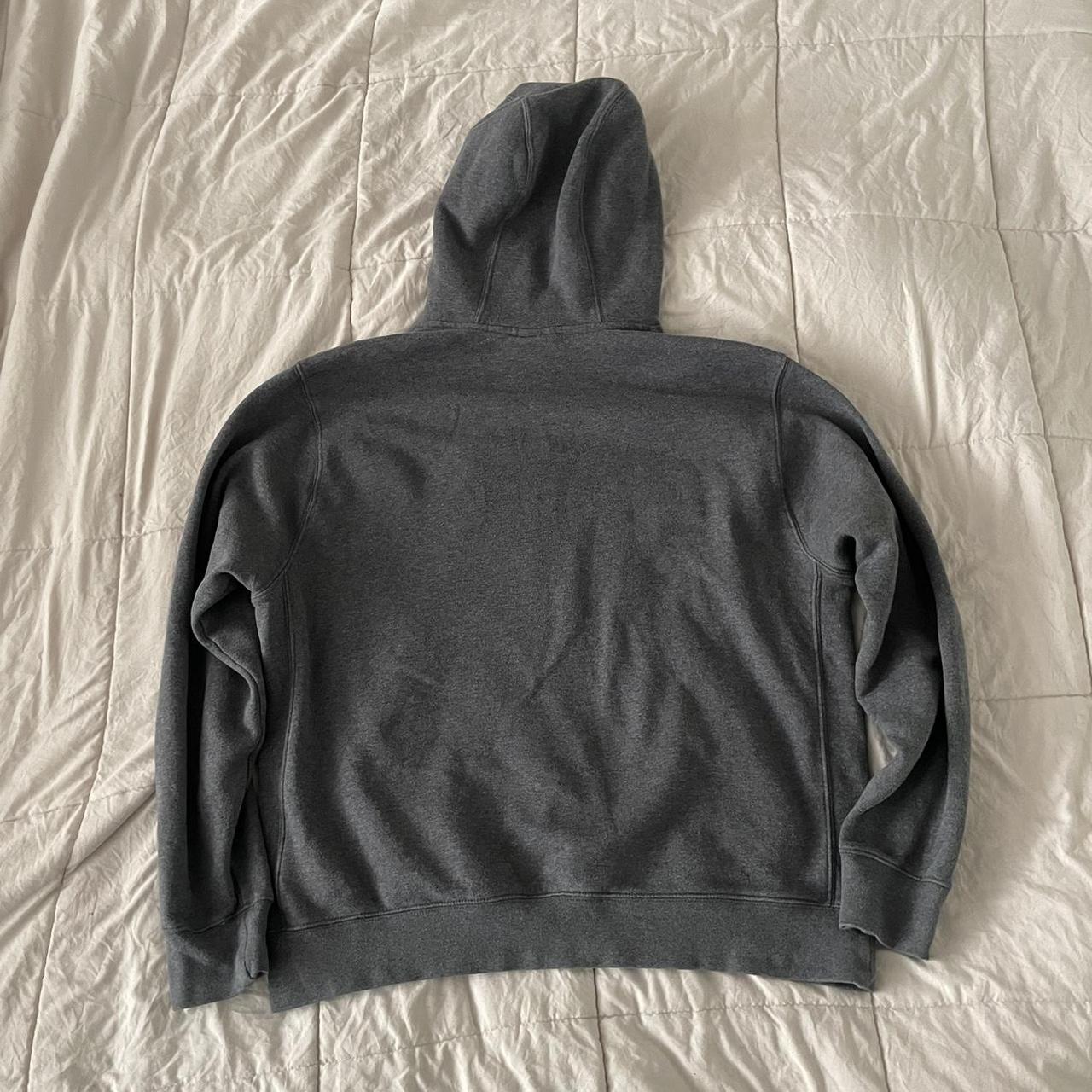 charcoal grey nike sweatshirt