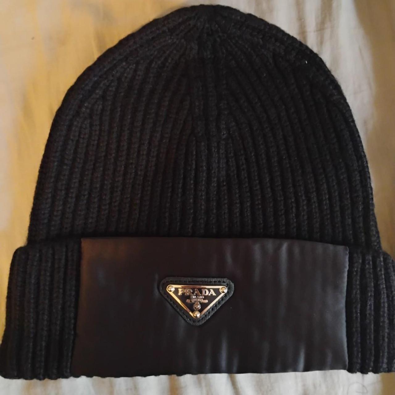 Prada beanie-hat - Depop
