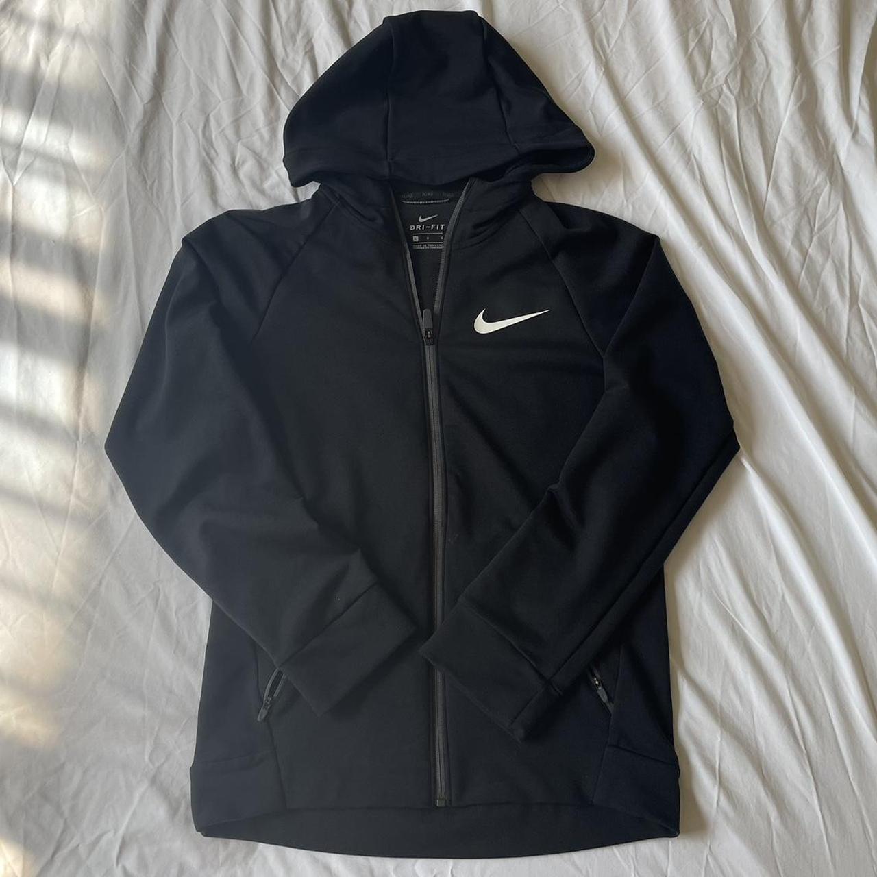 white nike beanie mens