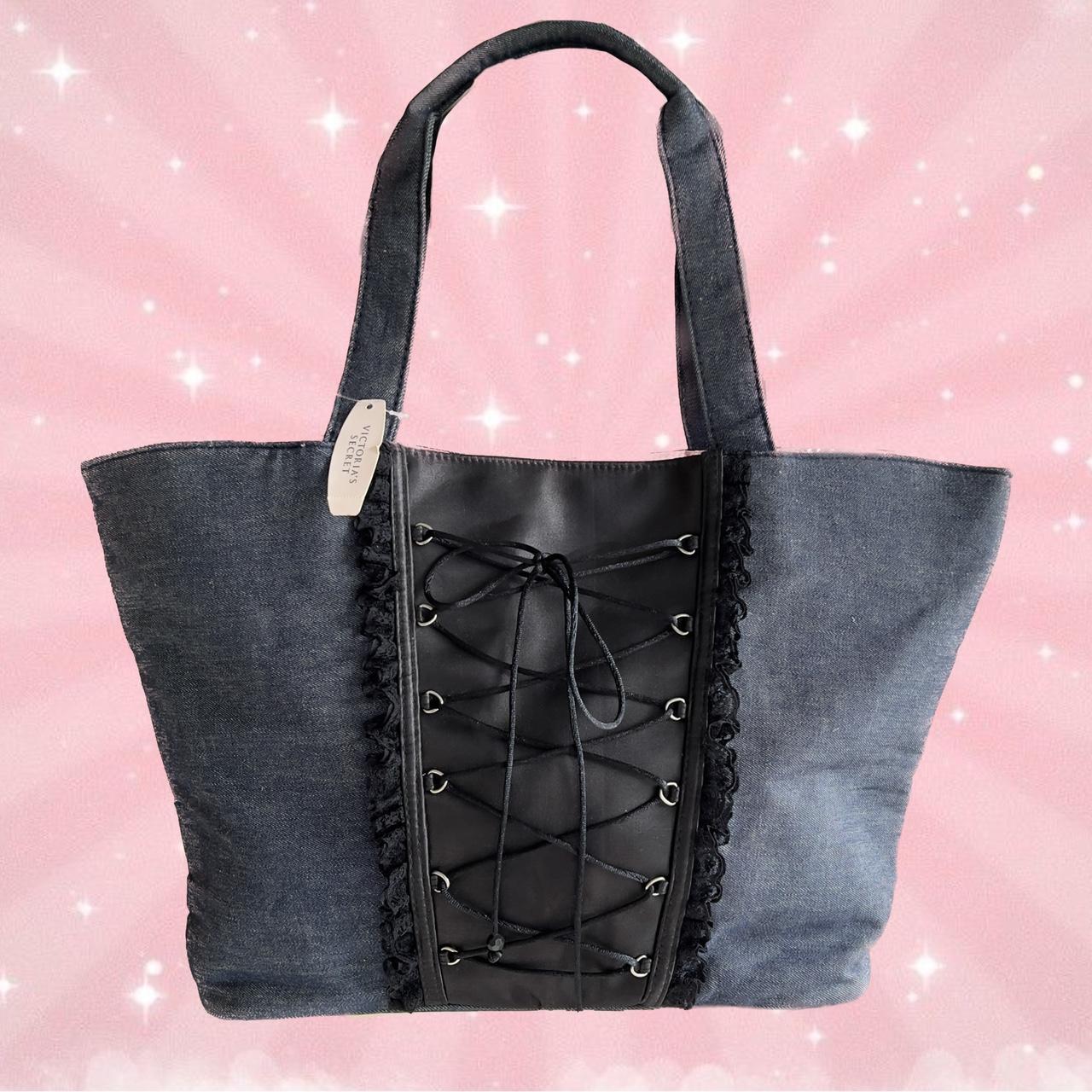 Small grey and navy skinny tote bag. Super cute - Depop