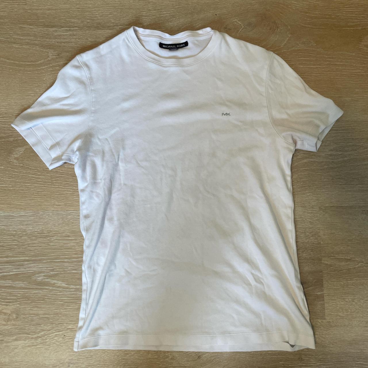 Michael Kors white t shirt size S men but fits more. Depop