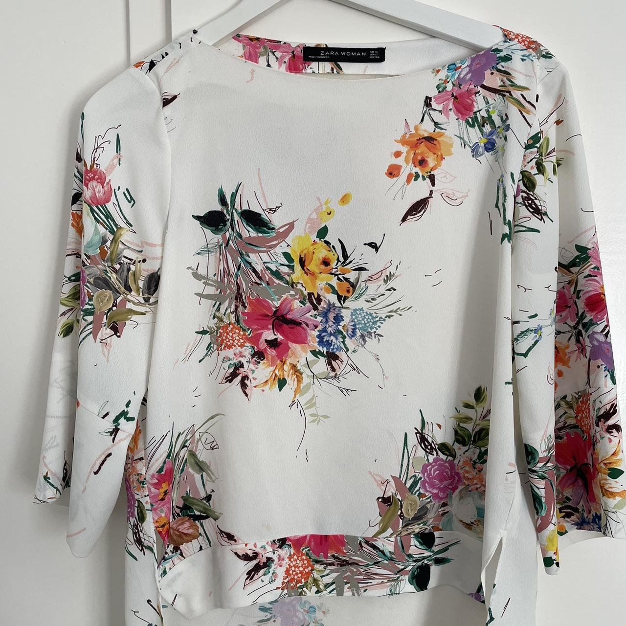 Small Zara white floral top - Depop