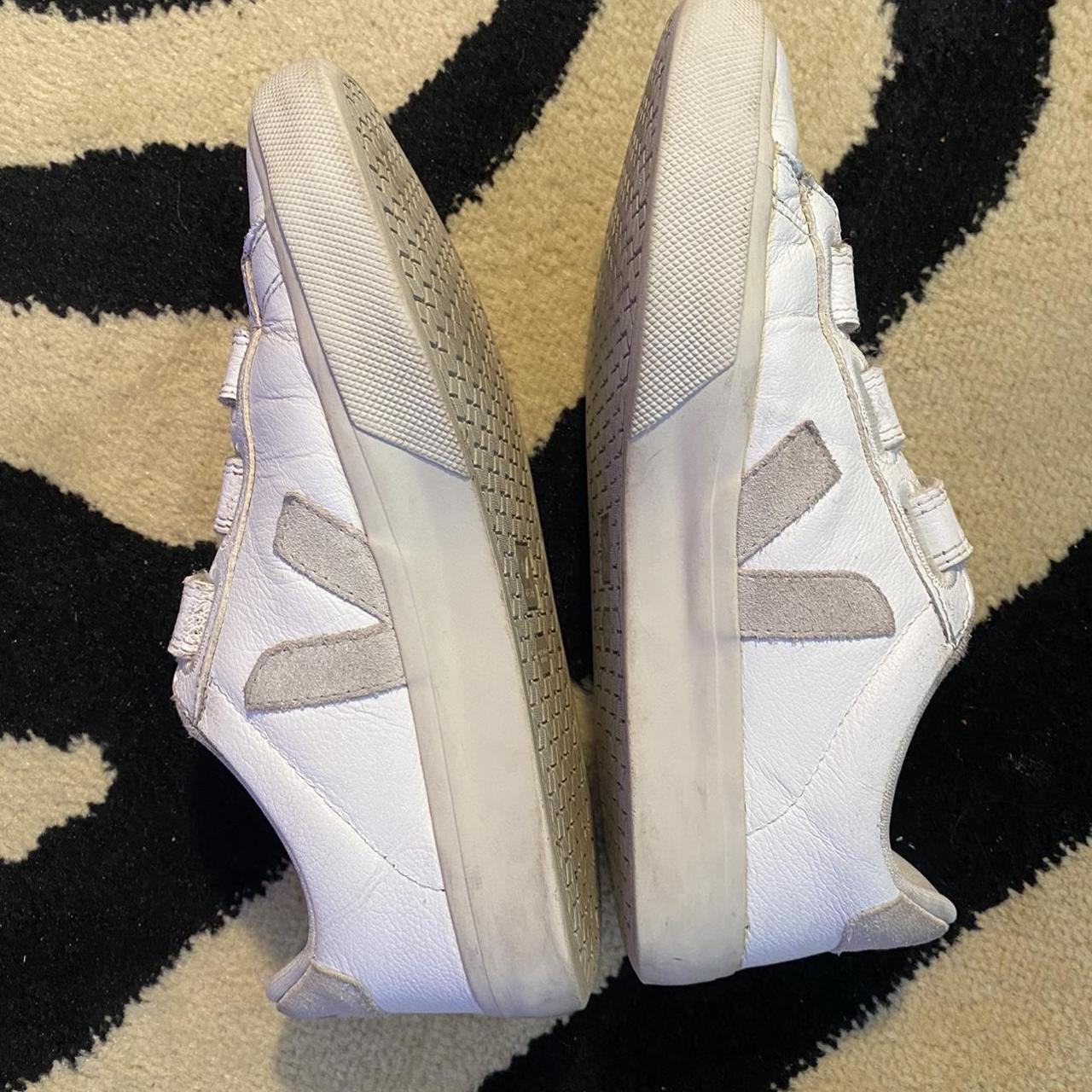 veja women's velcro sneakers