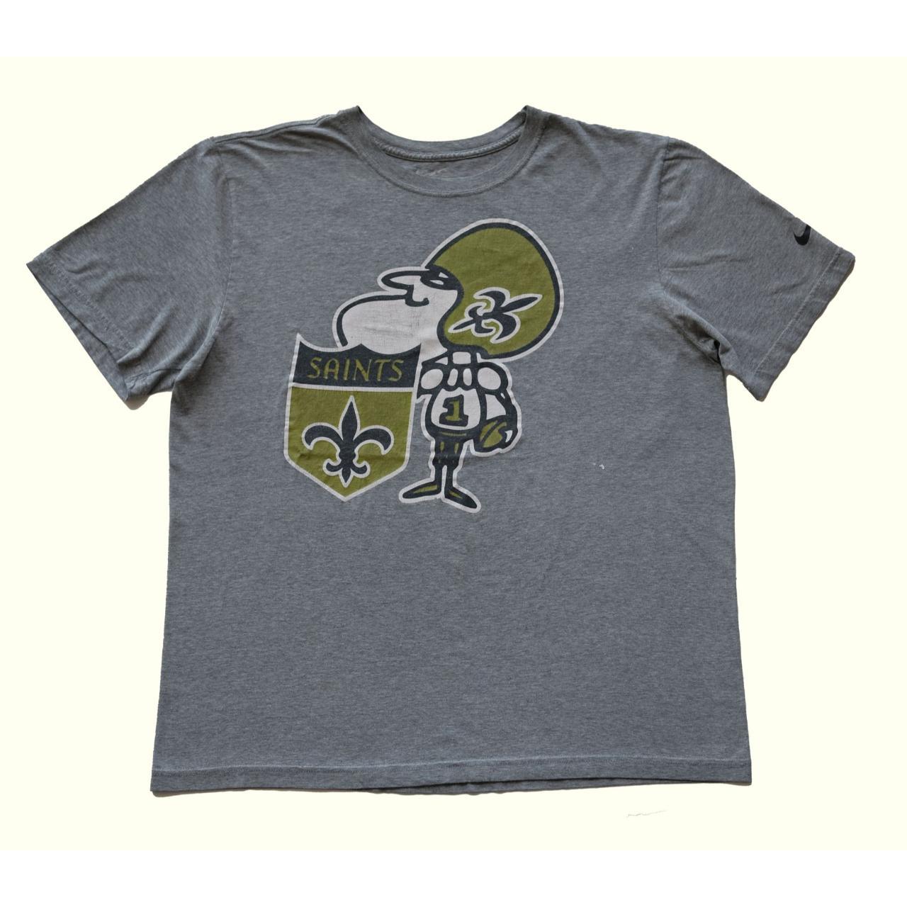 Vintage Y2K Essential New Orleans Saints Football T-Shirt – Agent Thrift