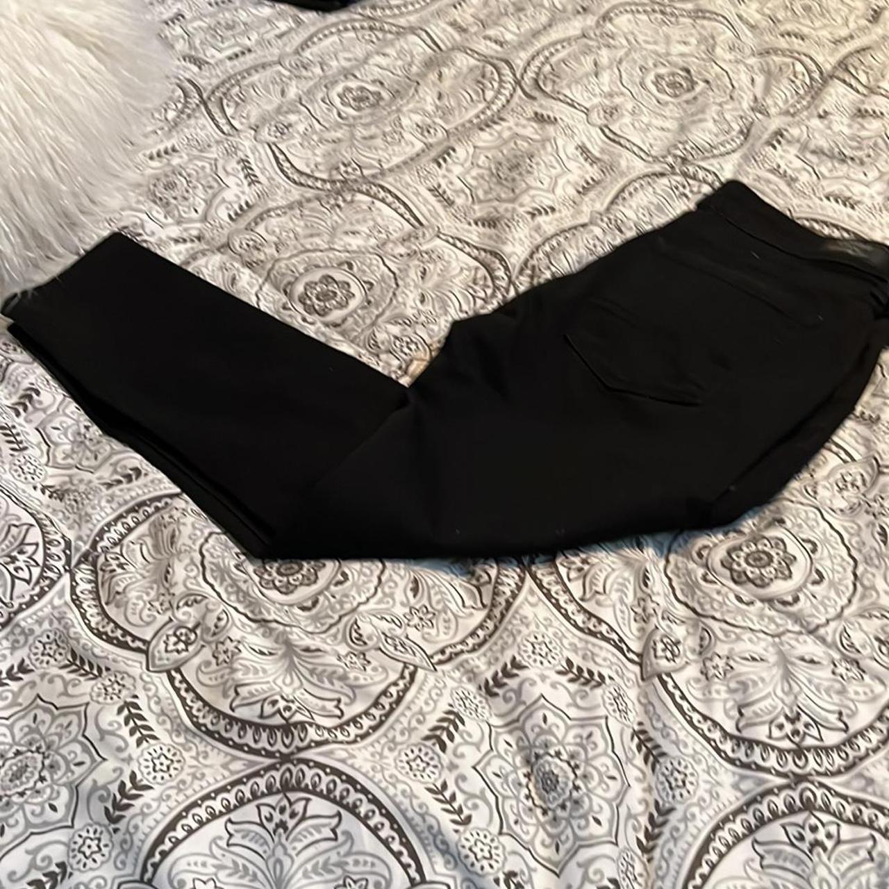 Levis signature low rise jeggings Depop