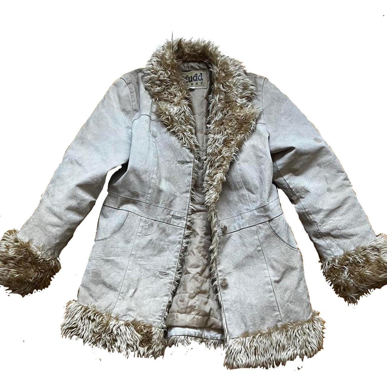 Early 00’s does 70s style shearling Penny Lane coat... Depop