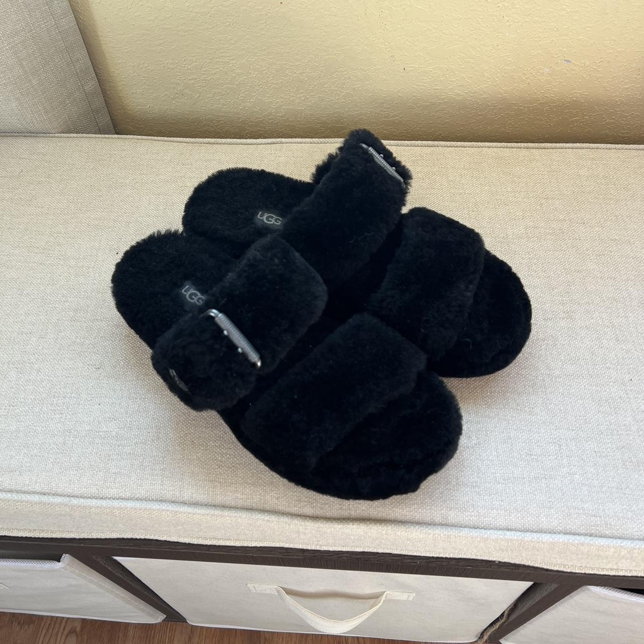 Ugh Platform Slides 🐑 Size: US 7 (Worn a few... - Depop