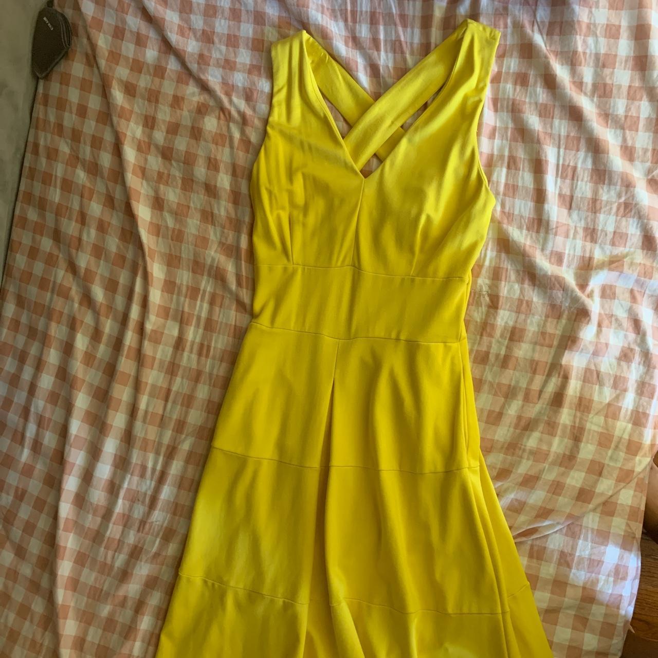 Banana Republic yellow cross back dress - Depop