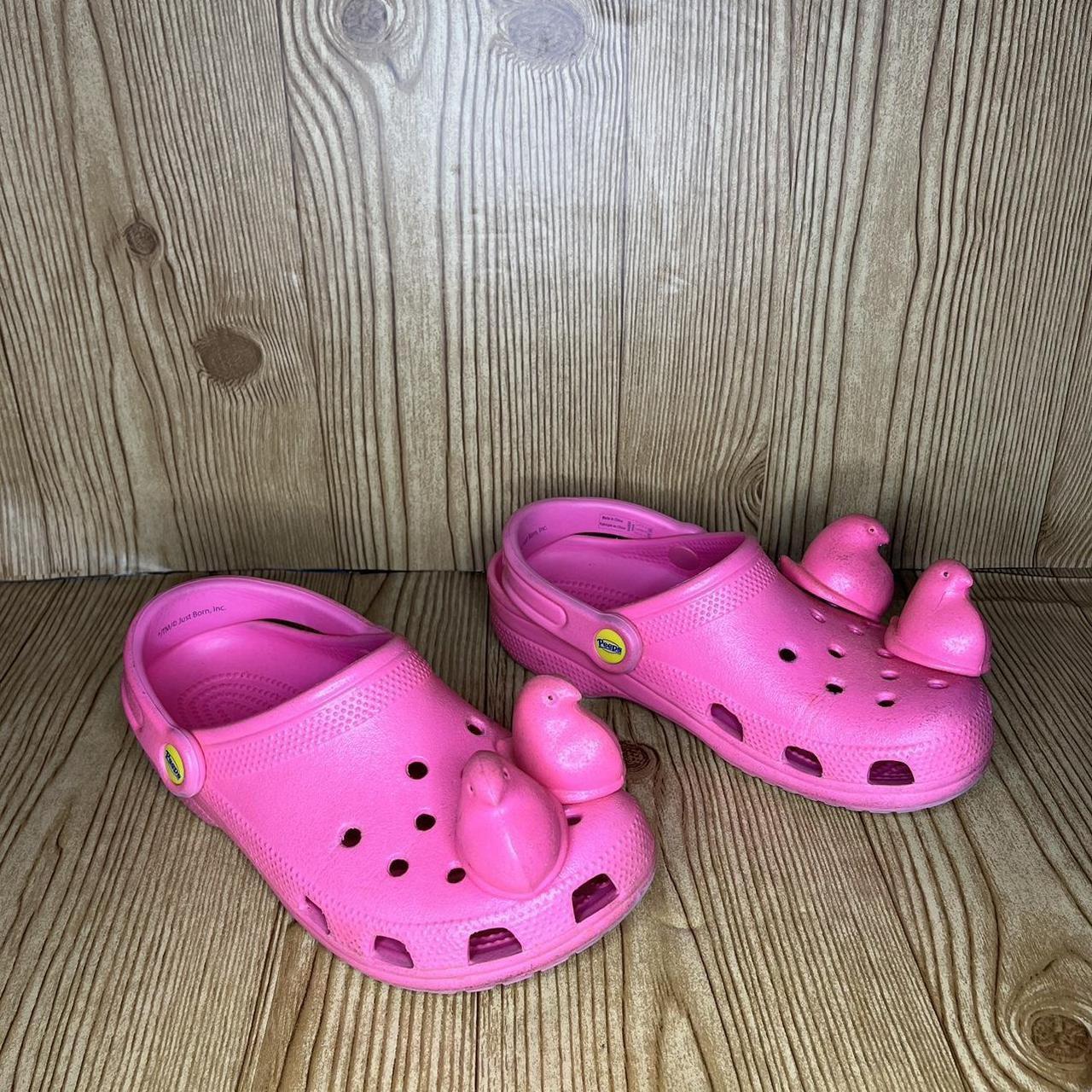 Pink discount peeps crocs