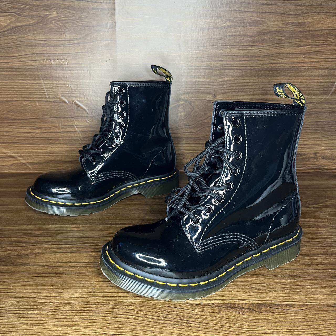 Doc best sale martens depop