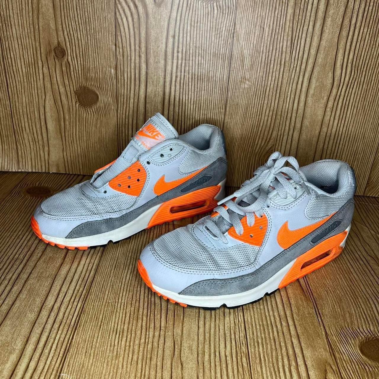 Grey and orange nike trainers best sale