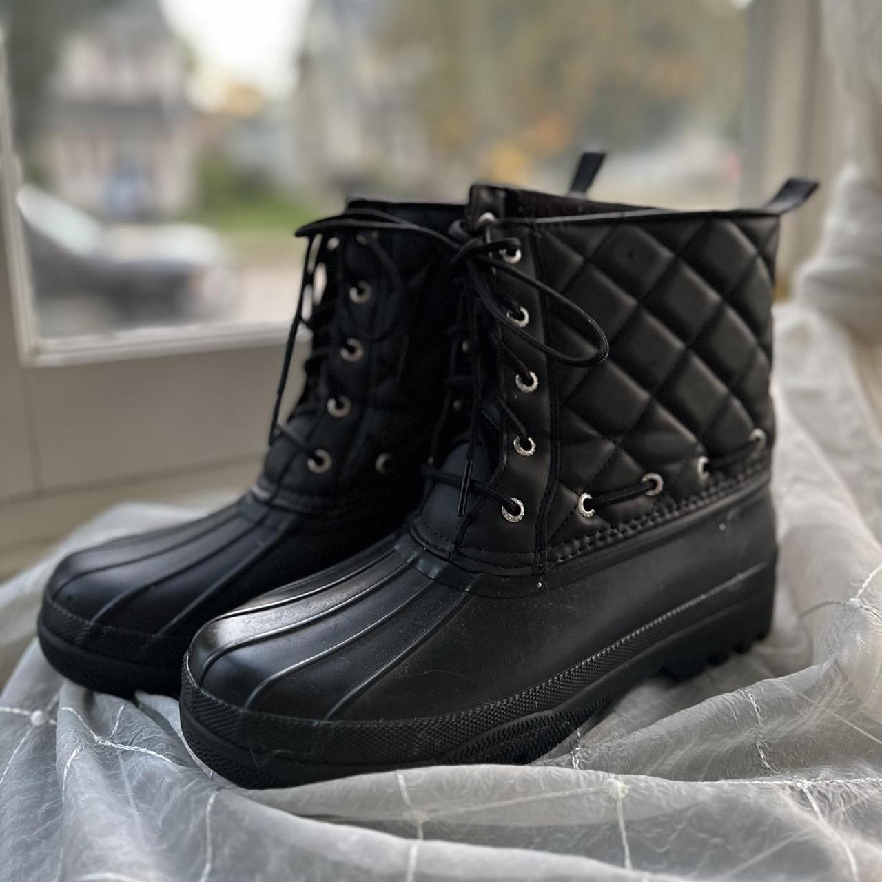 Black quilted sperry boots online