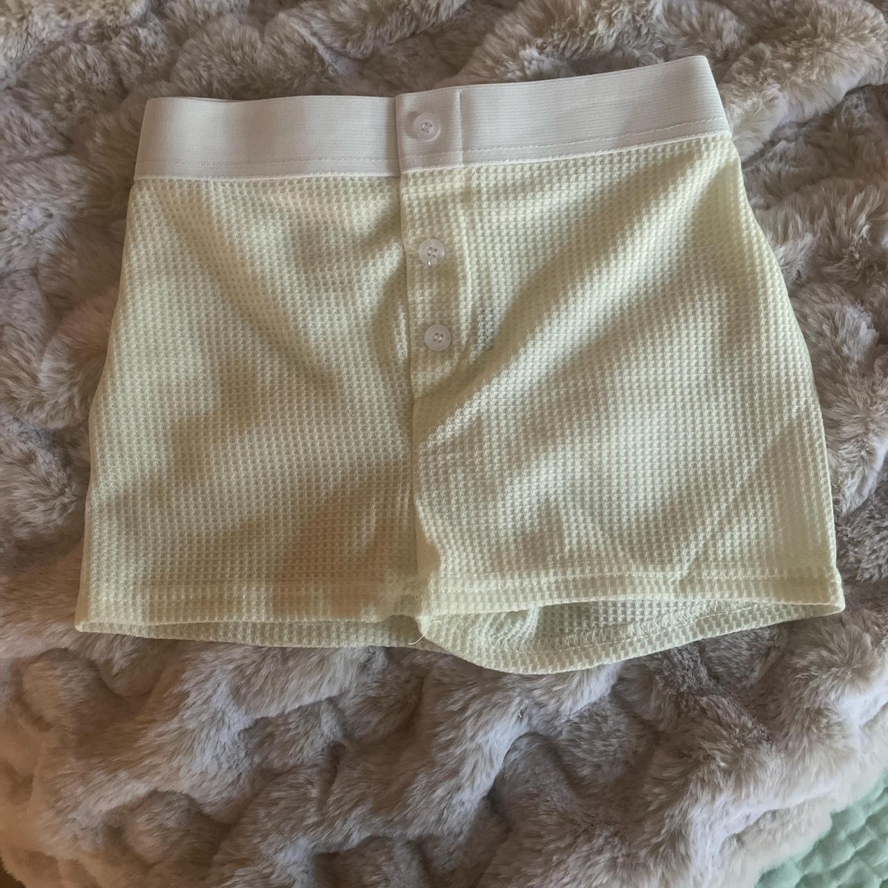 item listed by _clairesclothing_
