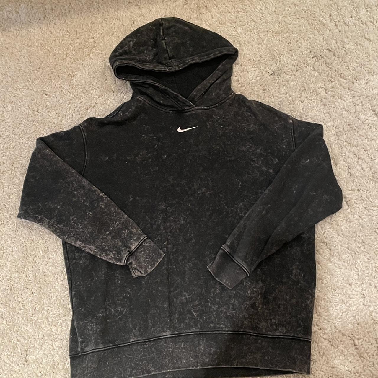 item listed by _clairesclothing_