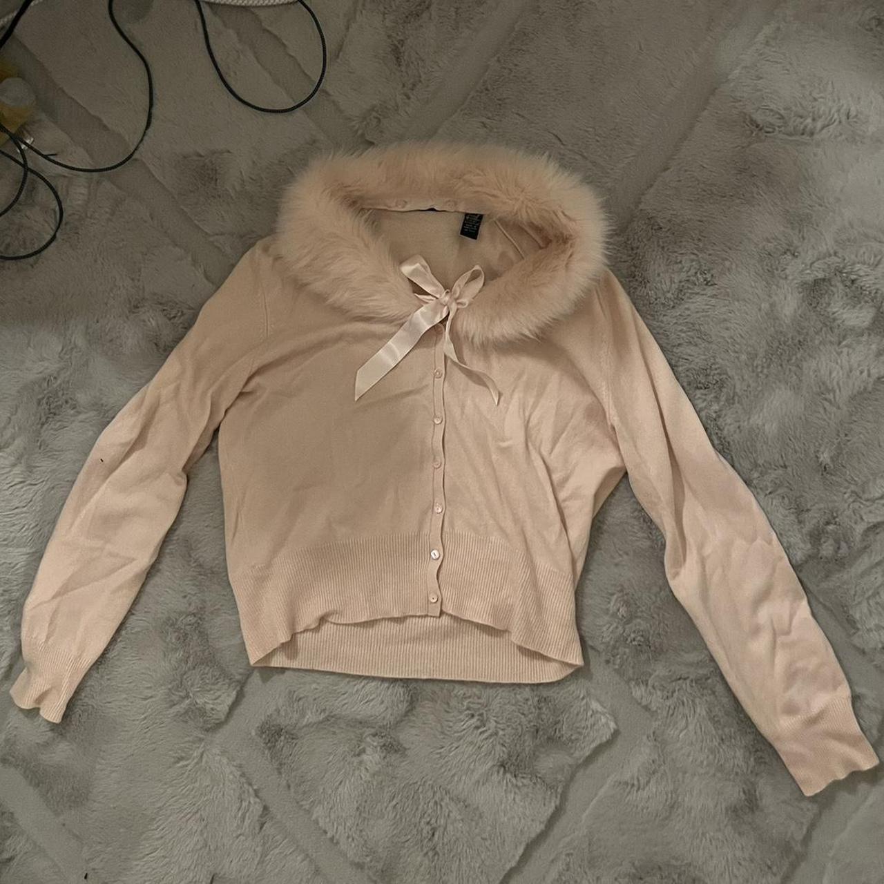 item listed by devi1iz