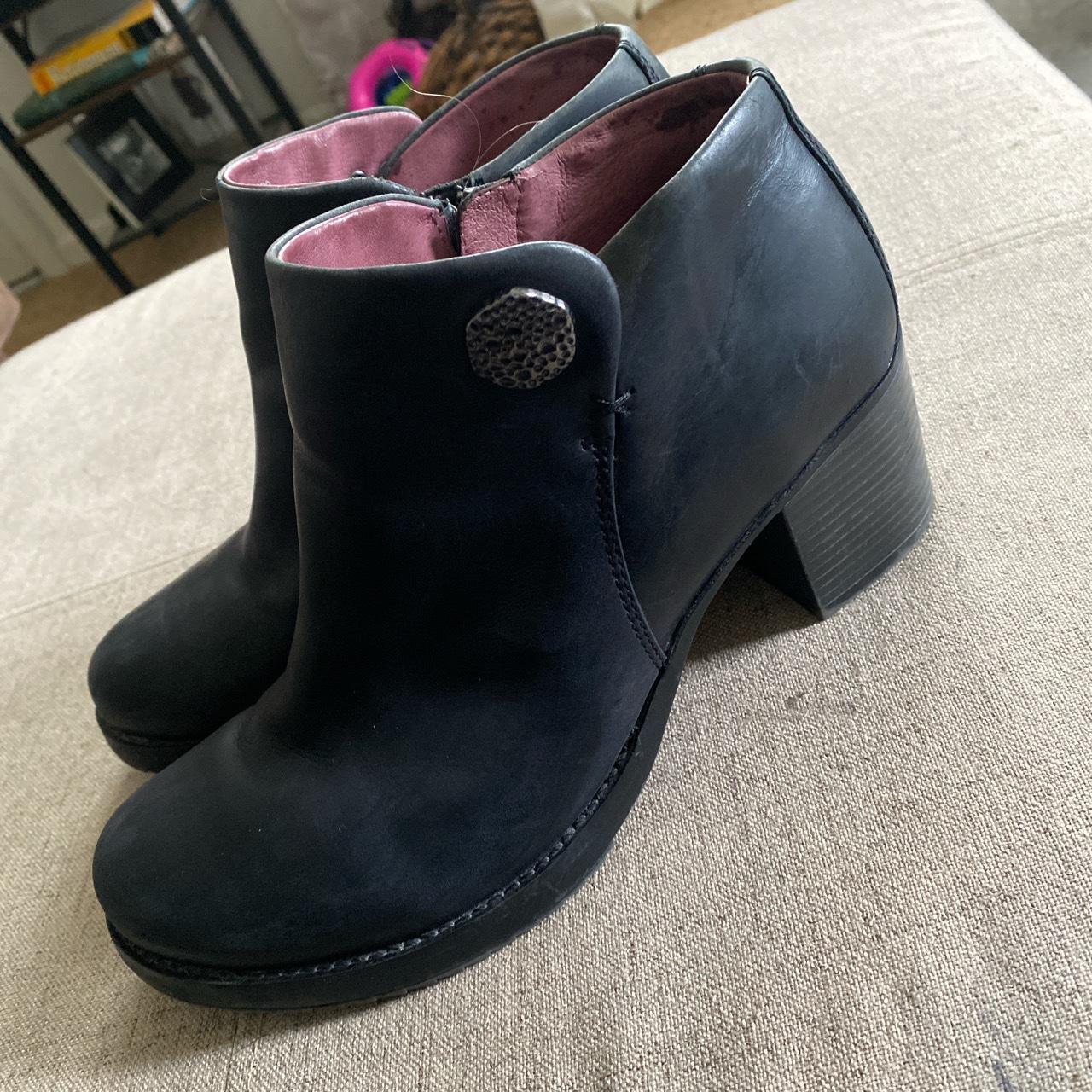 Black dansko clearance booties