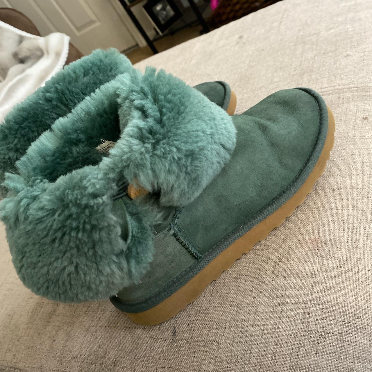 Dark green ugg outlet boots