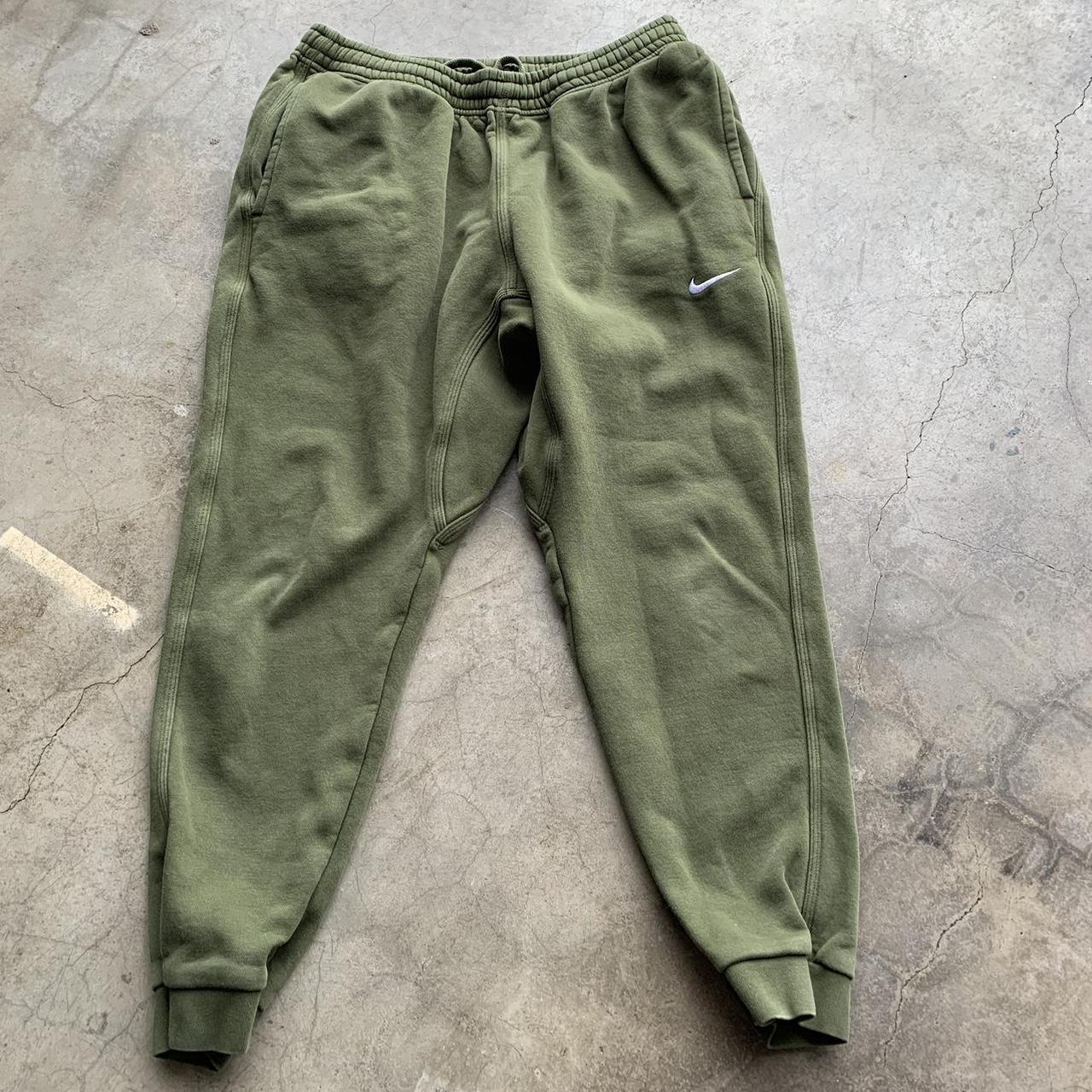 mens green nike sweatpants