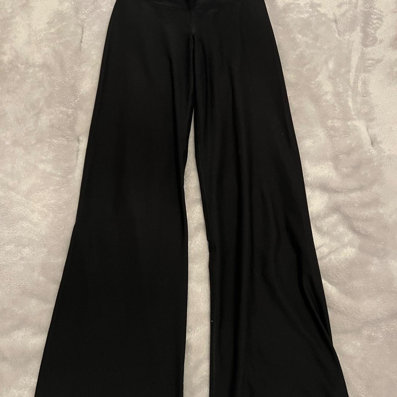 Black Nike Wide Leg Leggings Size: XL In good - Depop