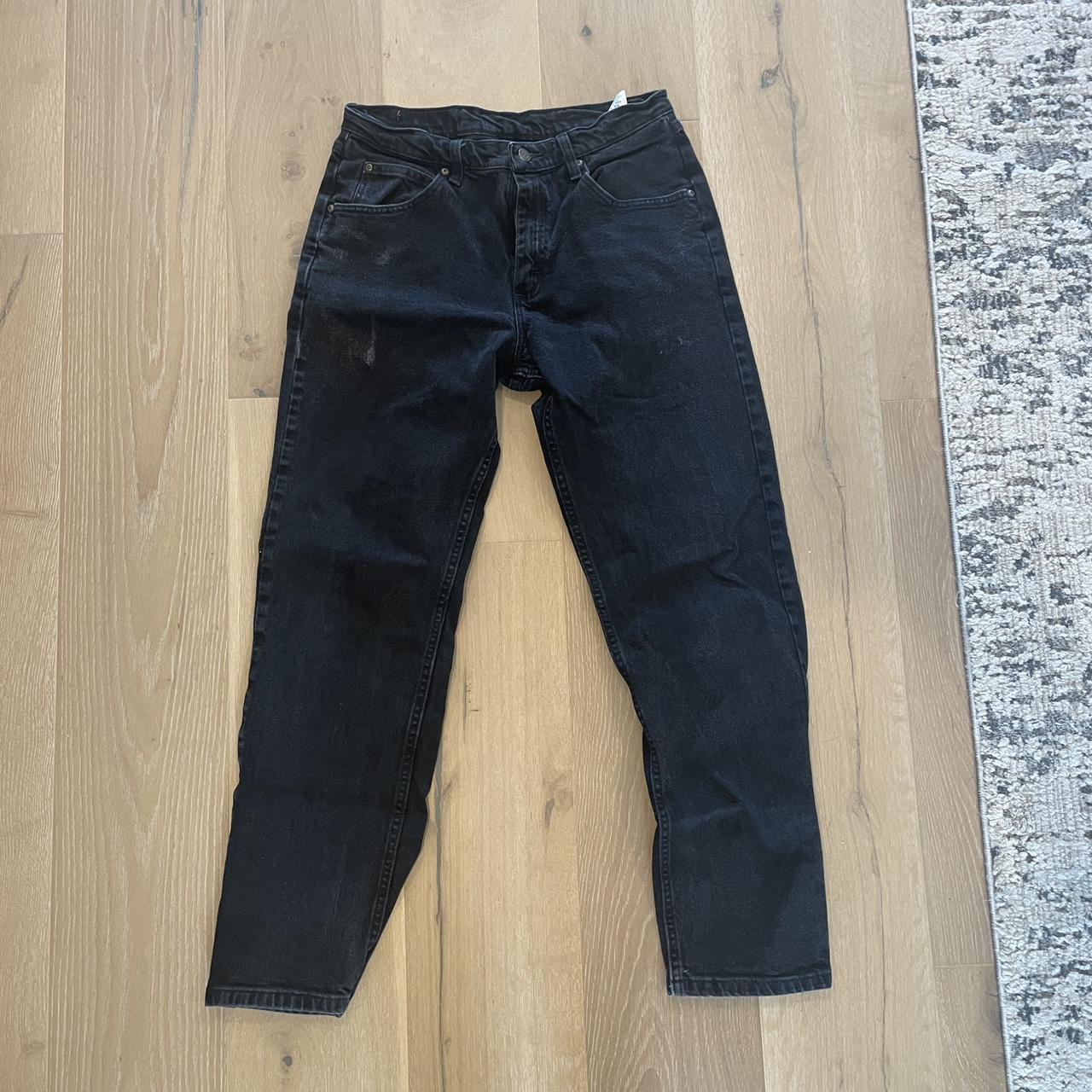 wrangler loose fit black jeans 32/32 - Depop