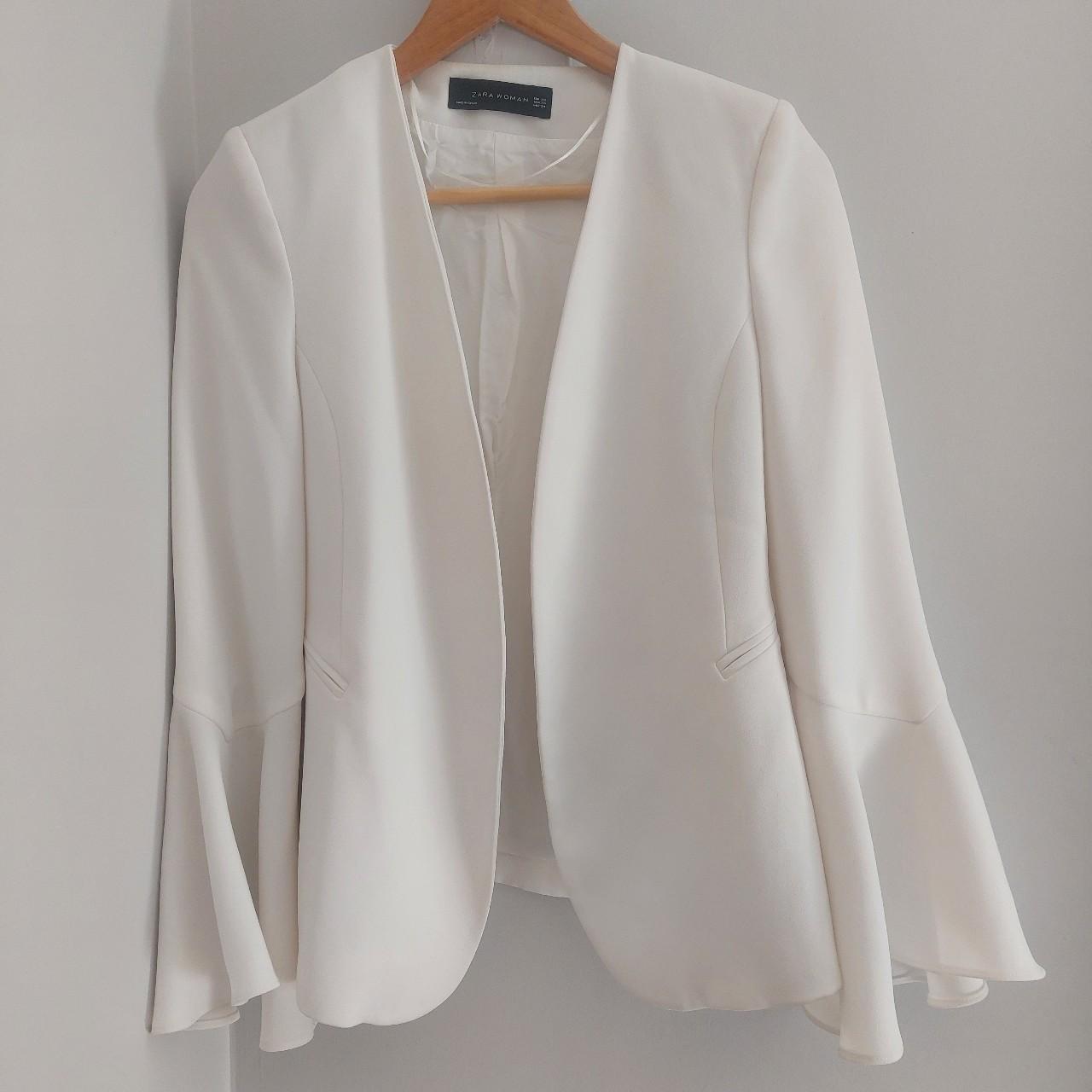 Zara white bell/flare sleeve blazer with Depop