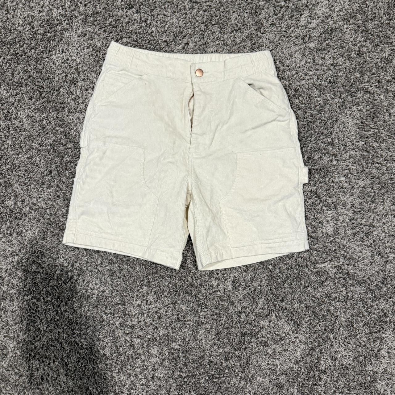 item listed by mcl_cl0set