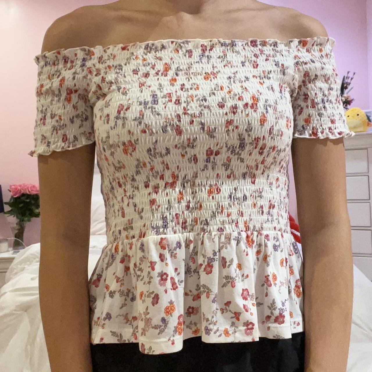 American eagle off online the shoulder floral top