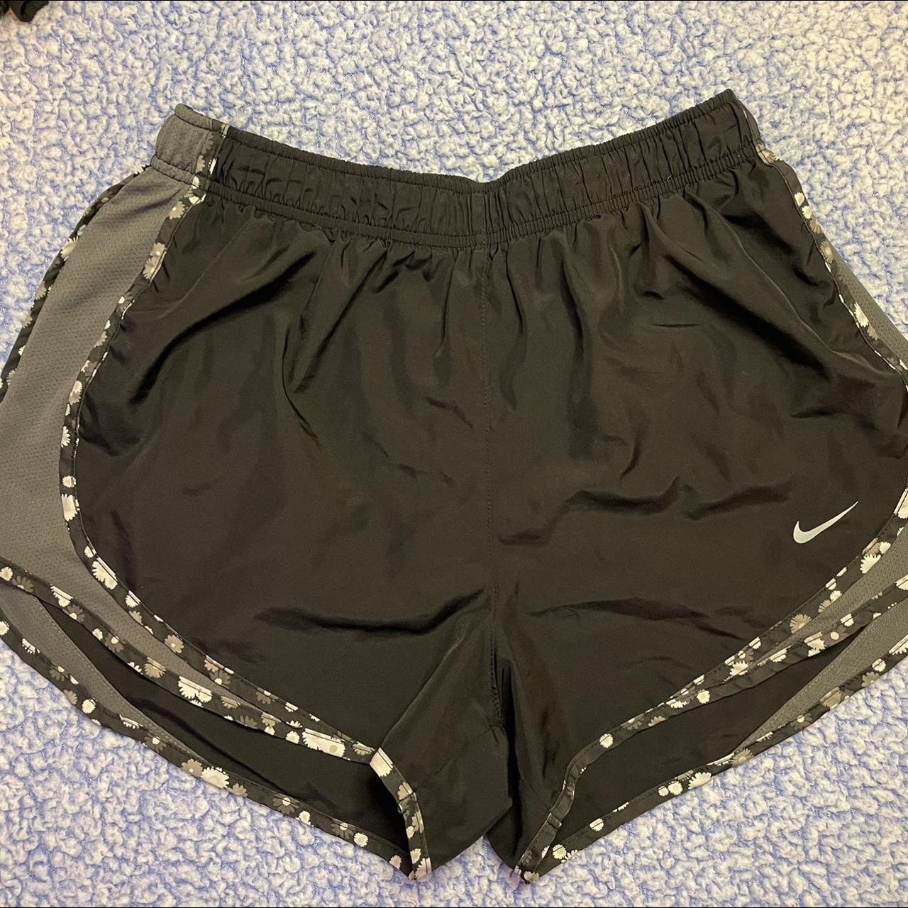 nike floral hbr shorts