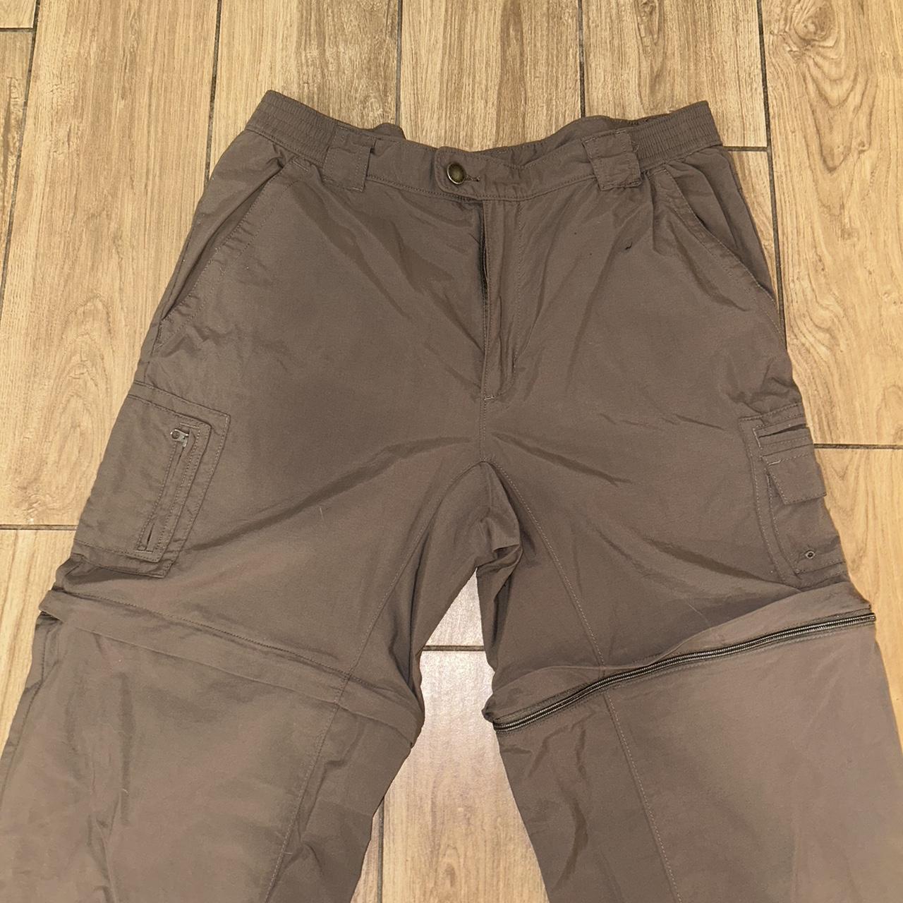 Woman’s Columbia zip off pants/shorts Ask for... Depop