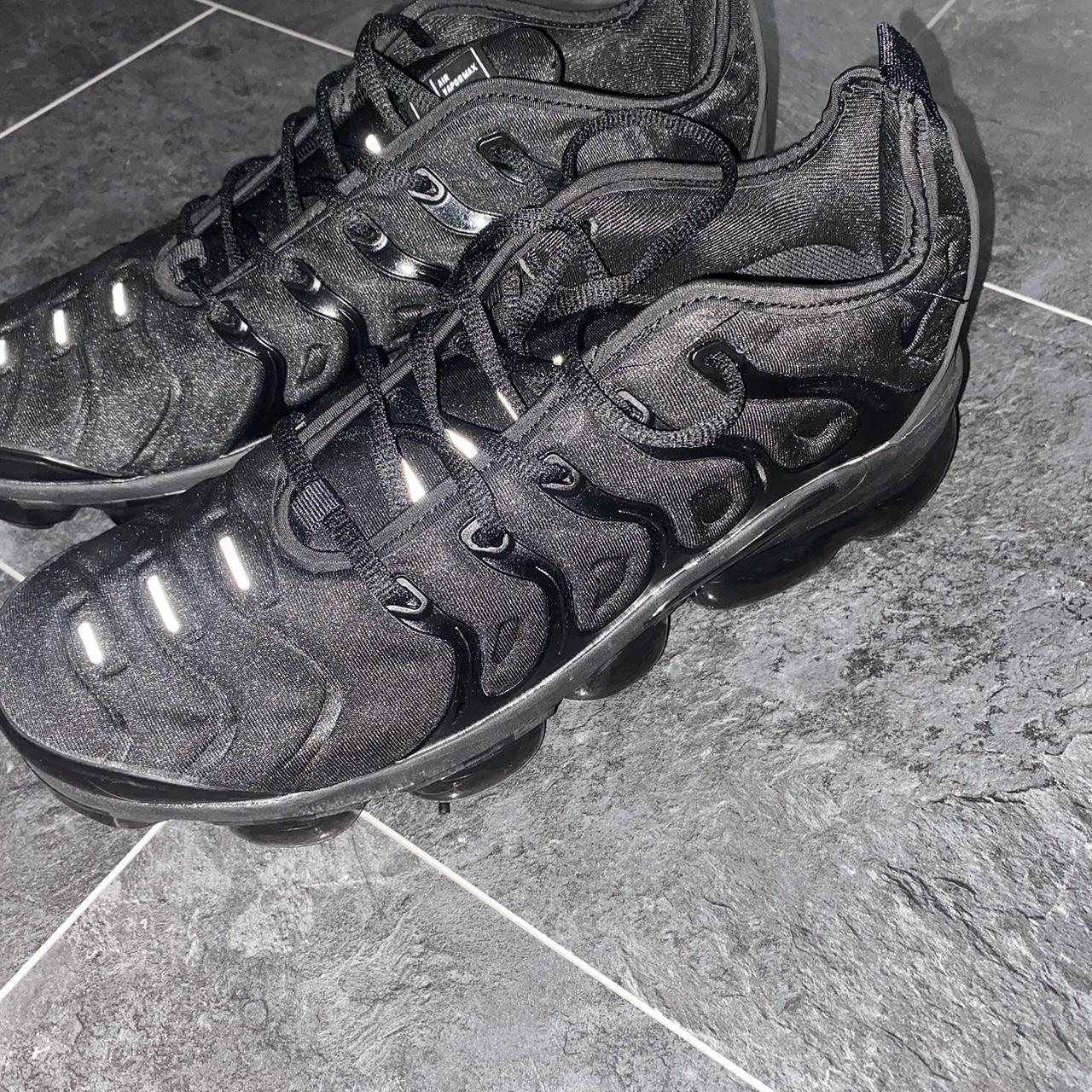 mens black nike vapor max