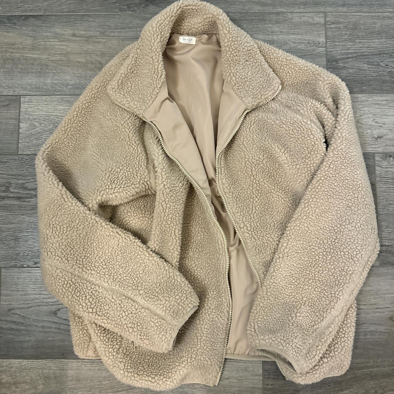 emma chamberlain teddy bear sherpa jacket from