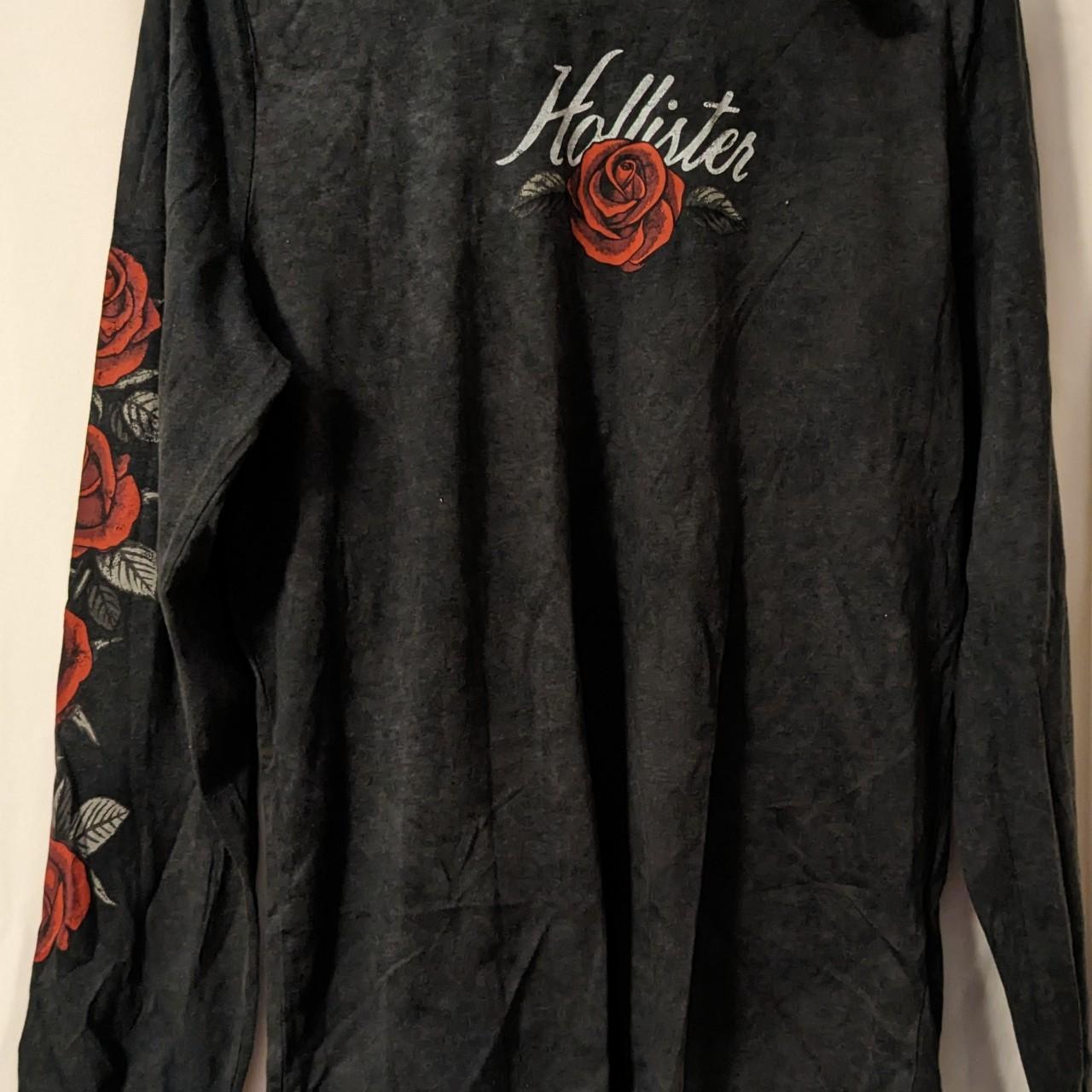 Rose Hollister men s long sleeve tee. Size large