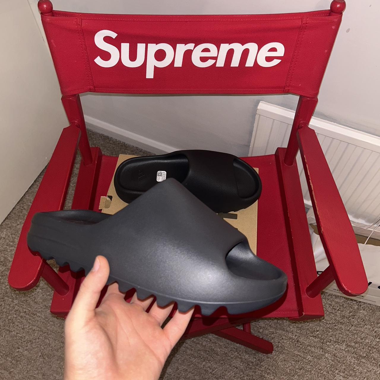 Yeezy best sale slides supreme