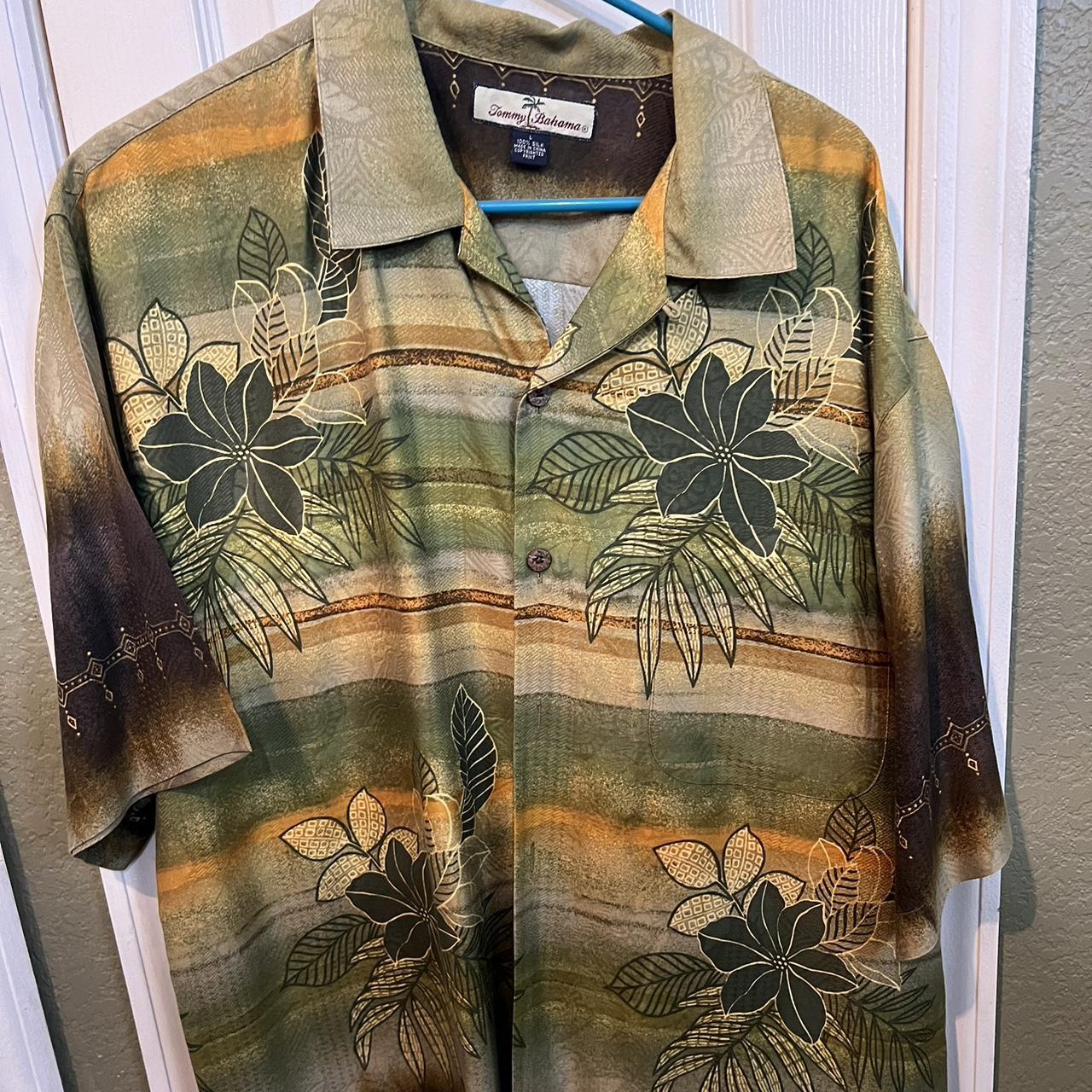 Tommy Bahama 100% Silk Button Down Shirt. Like New... - Depop