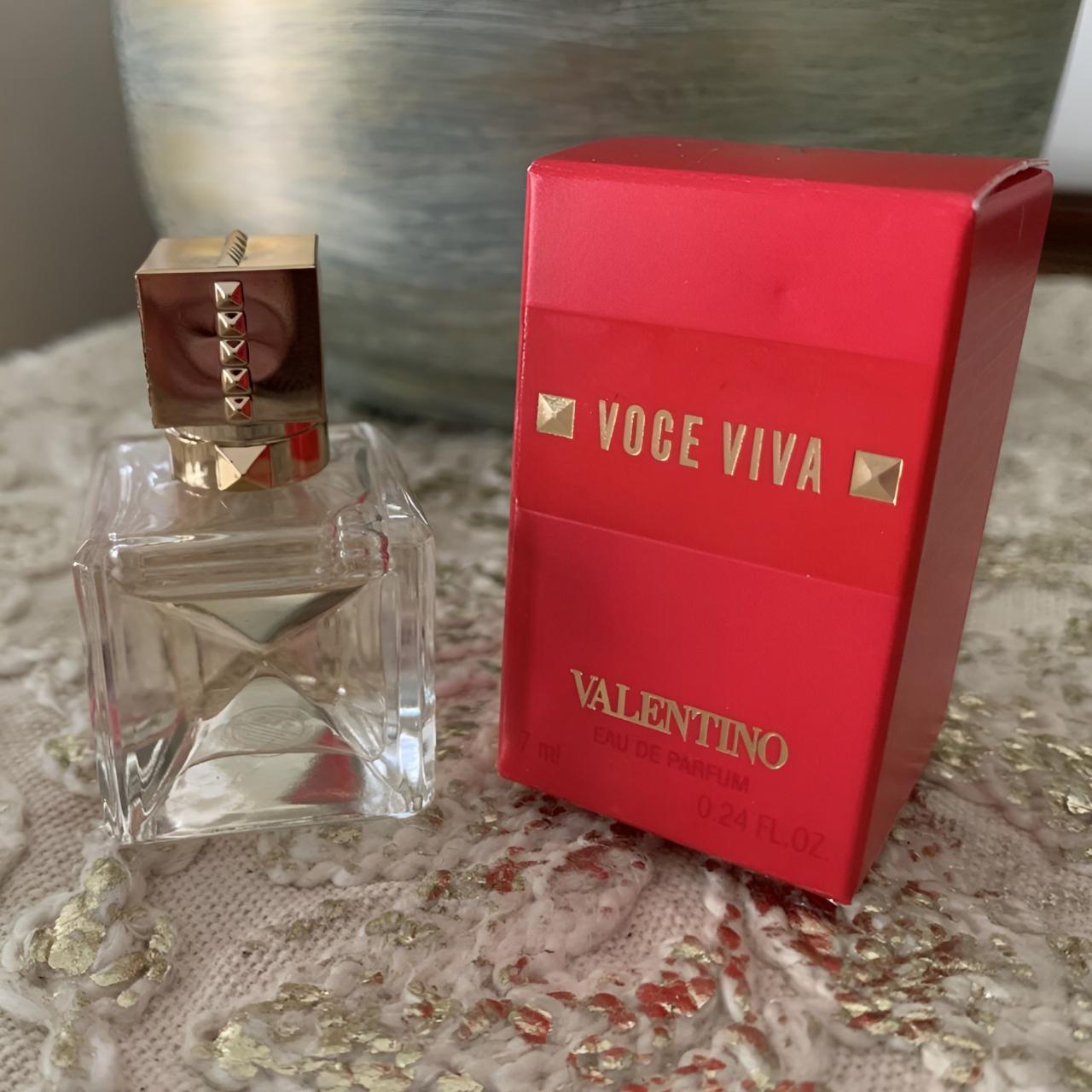 Valentino red discount bottle